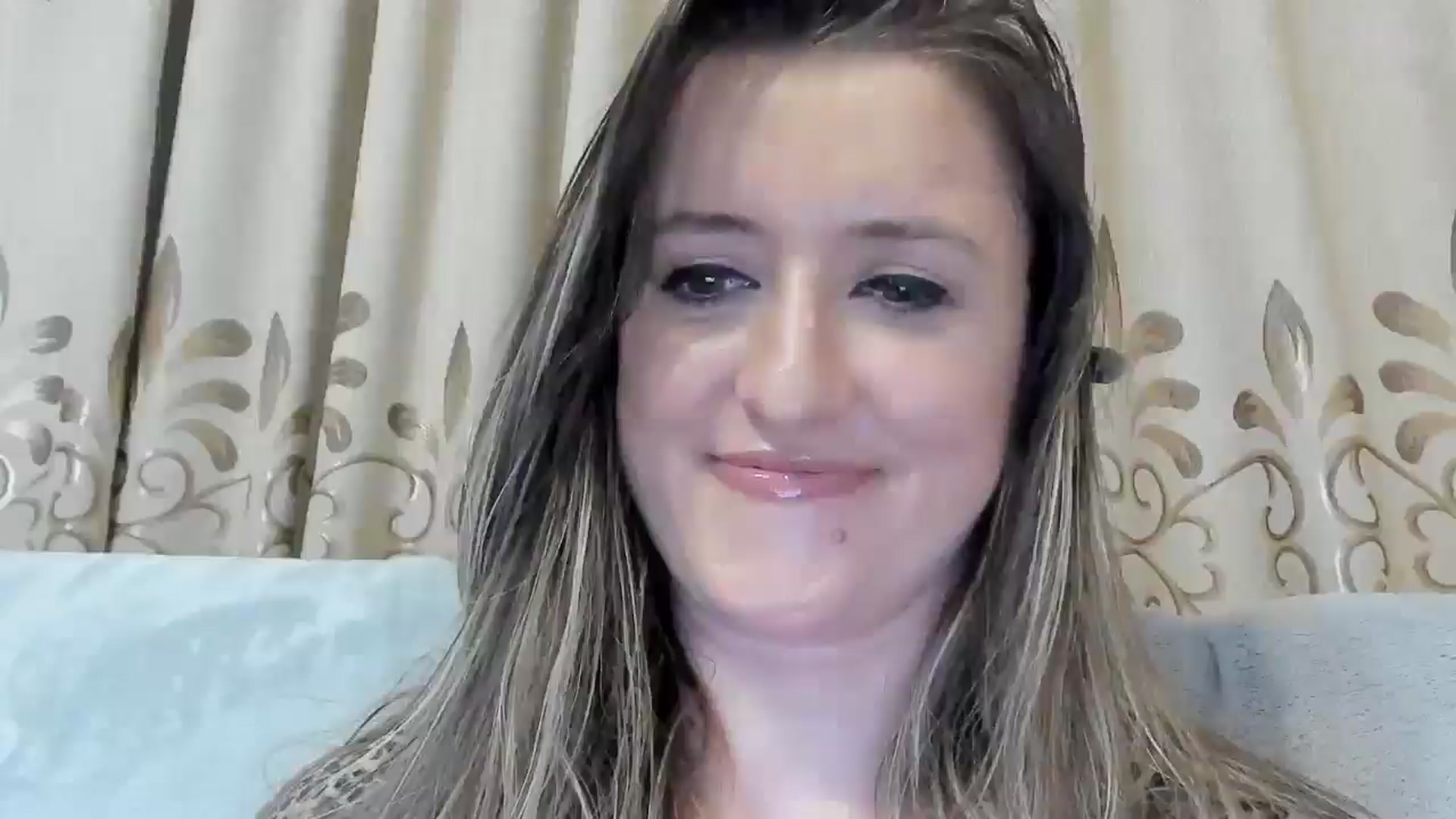 Gallery image thumbnail from BestDream's myfreecams stream on, 04/06/2025, 24:58 image 11 of 20