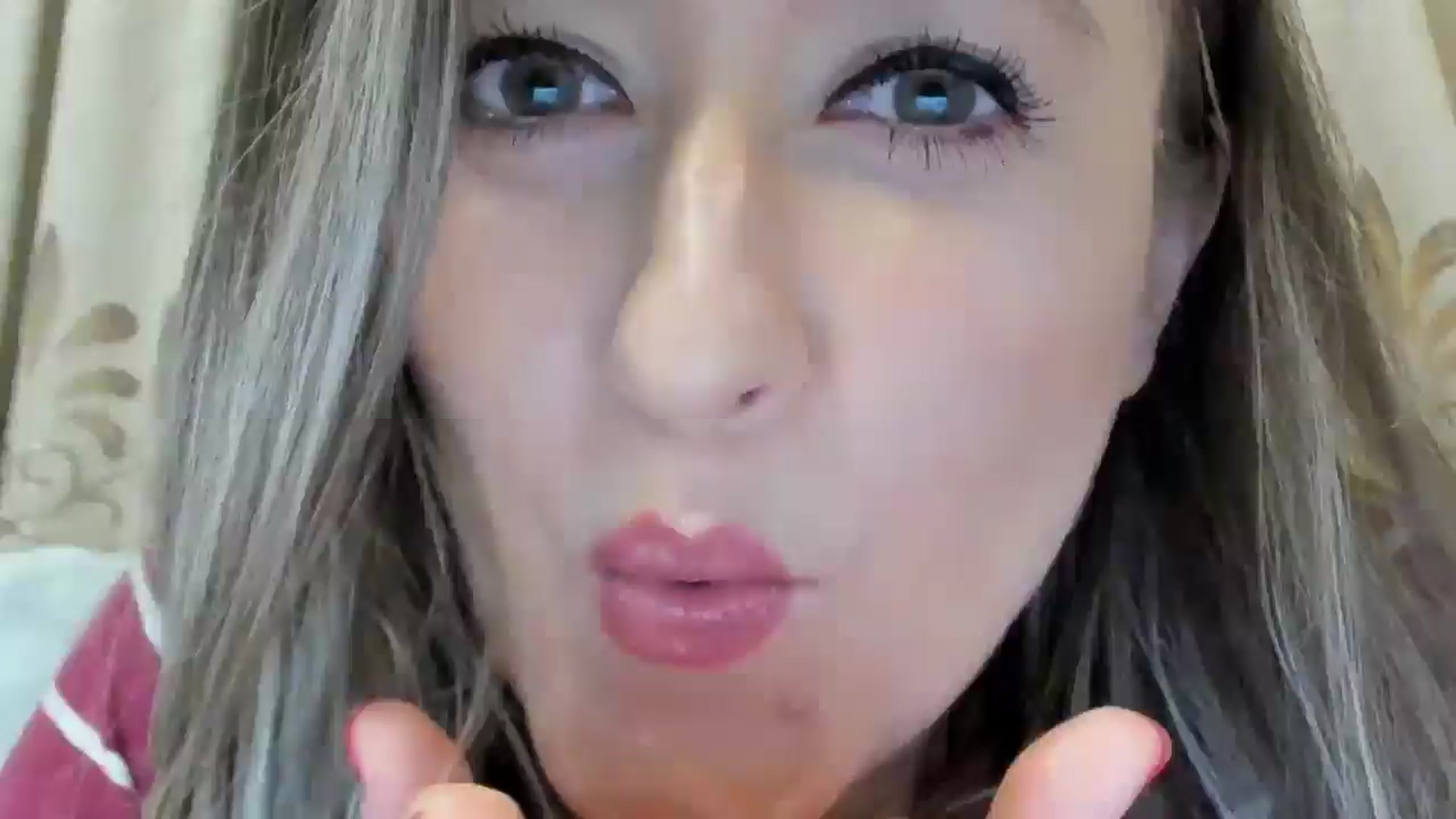 Gallery image thumbnail from BestDream's myfreecams stream on, 04/06/2025, 20:25 image 1 of 20