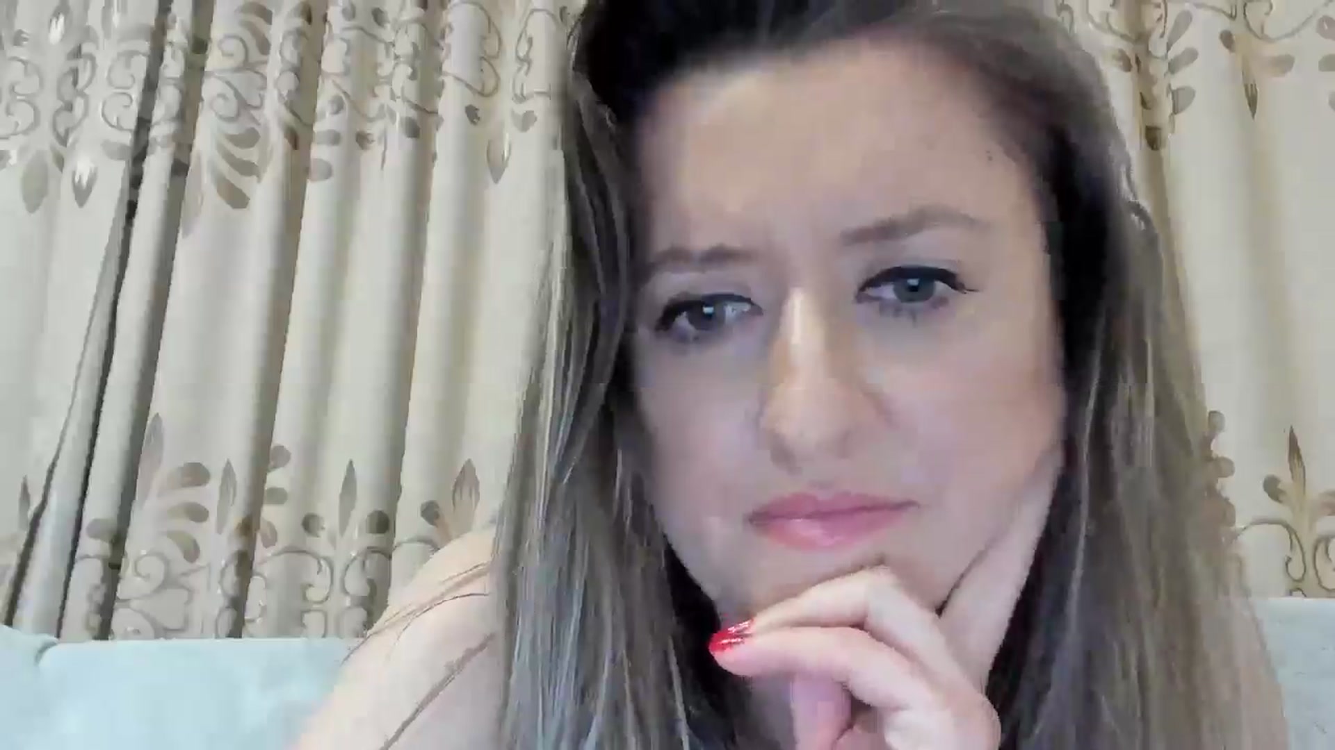 Gallery image thumbnail from BestDream's myfreecams stream on, 04/06/2025, 22:50 image 15 of 20