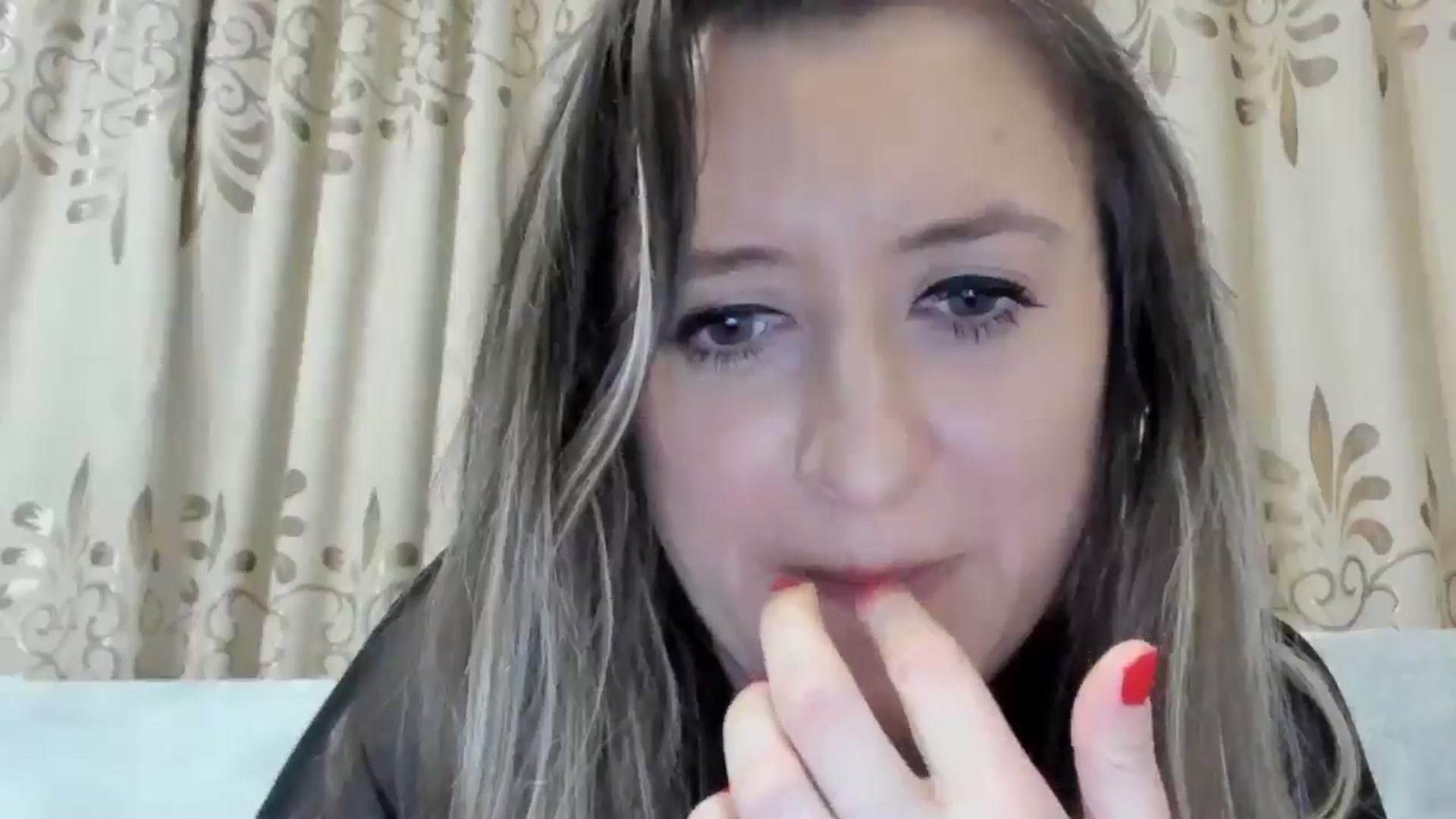 Gallery image thumbnail from BestDream's myfreecams stream on, 04/08/2025, 24:13 image 6 of 20