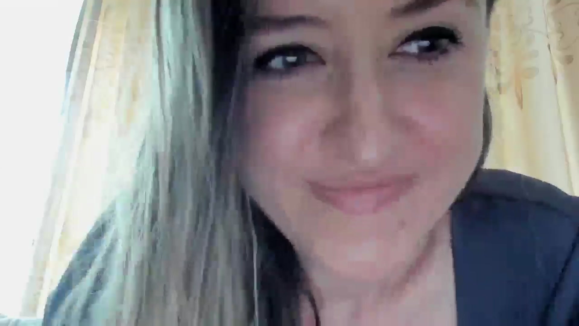 Gallery image thumbnail from BestDream's myfreecams stream on, 04/09/2025, 10:02 image 6 of 20