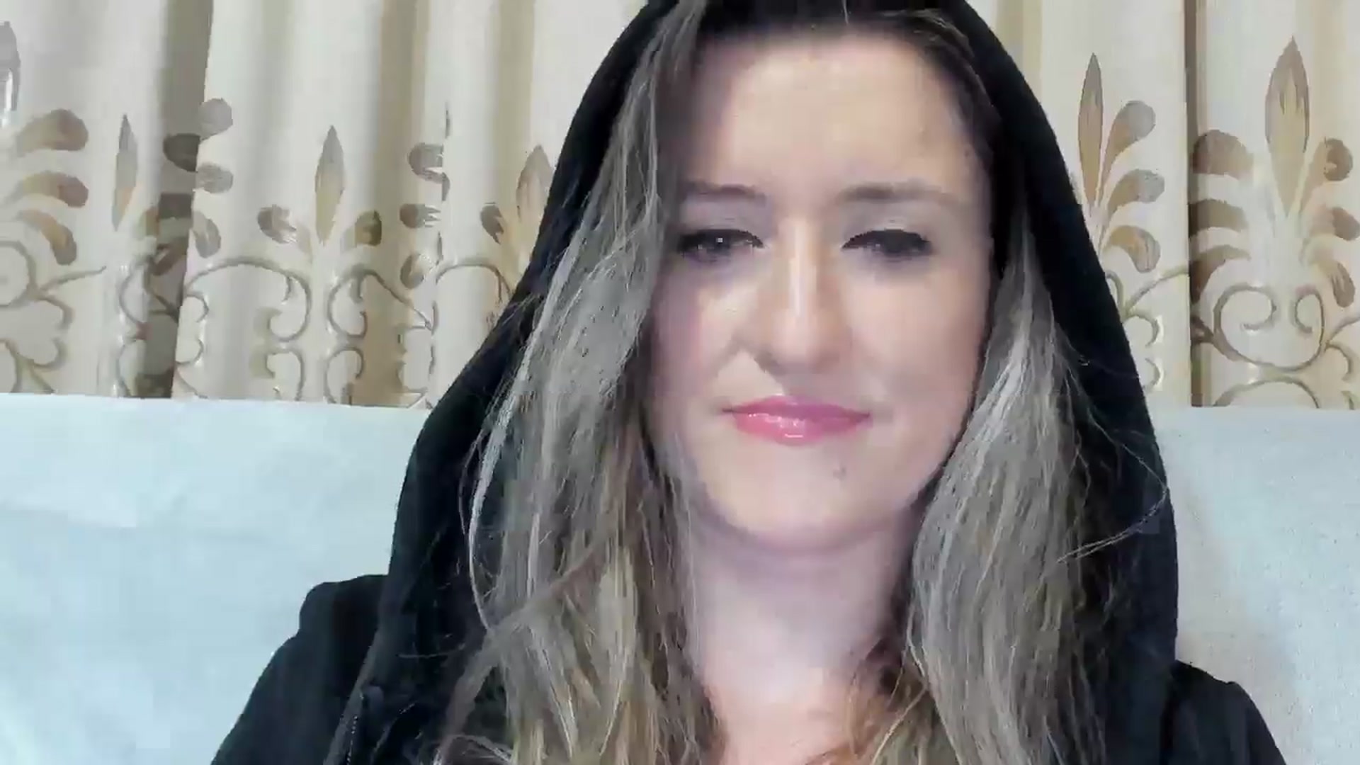 Gallery image thumbnail from BestDream's myfreecams stream on, 04/10/2025, 24:35 image 5 of 20