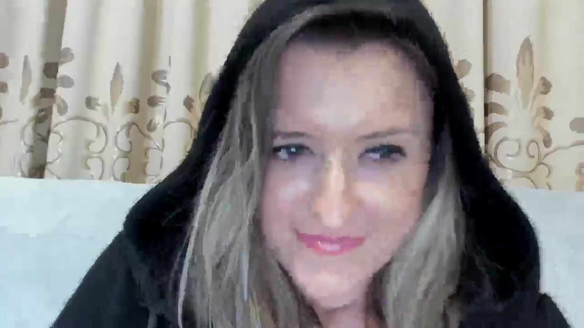 Gallery image thumbnail from BestDream's myfreecams stream on, 04/10/2025, 24:35 image 18 of 20