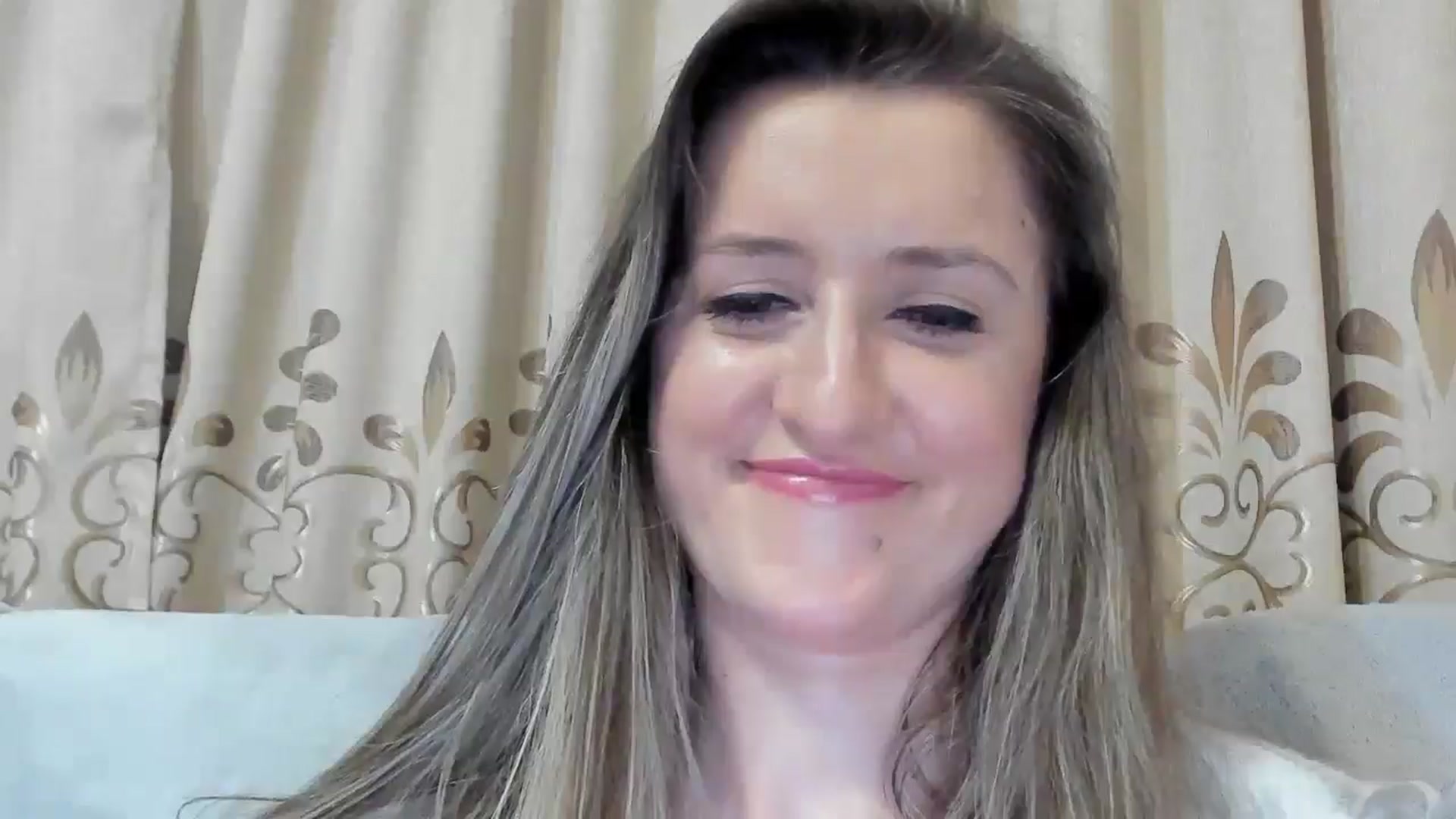 Gallery image thumbnail from BestDream's myfreecams stream on, 04/11/2025, 24:10 image 15 of 20