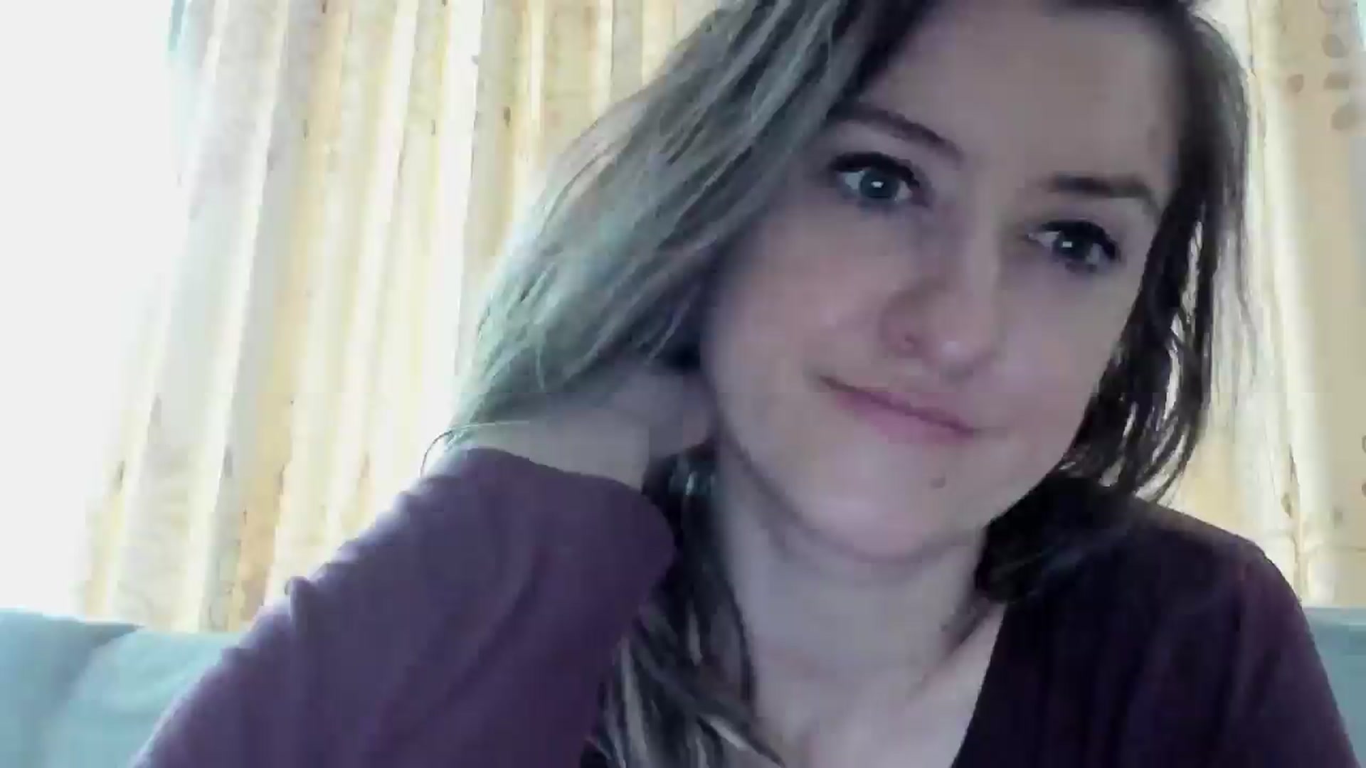 Gallery image thumbnail from BestDream's myfreecams stream on, 04/11/2025, 12:01 image 4 of 20