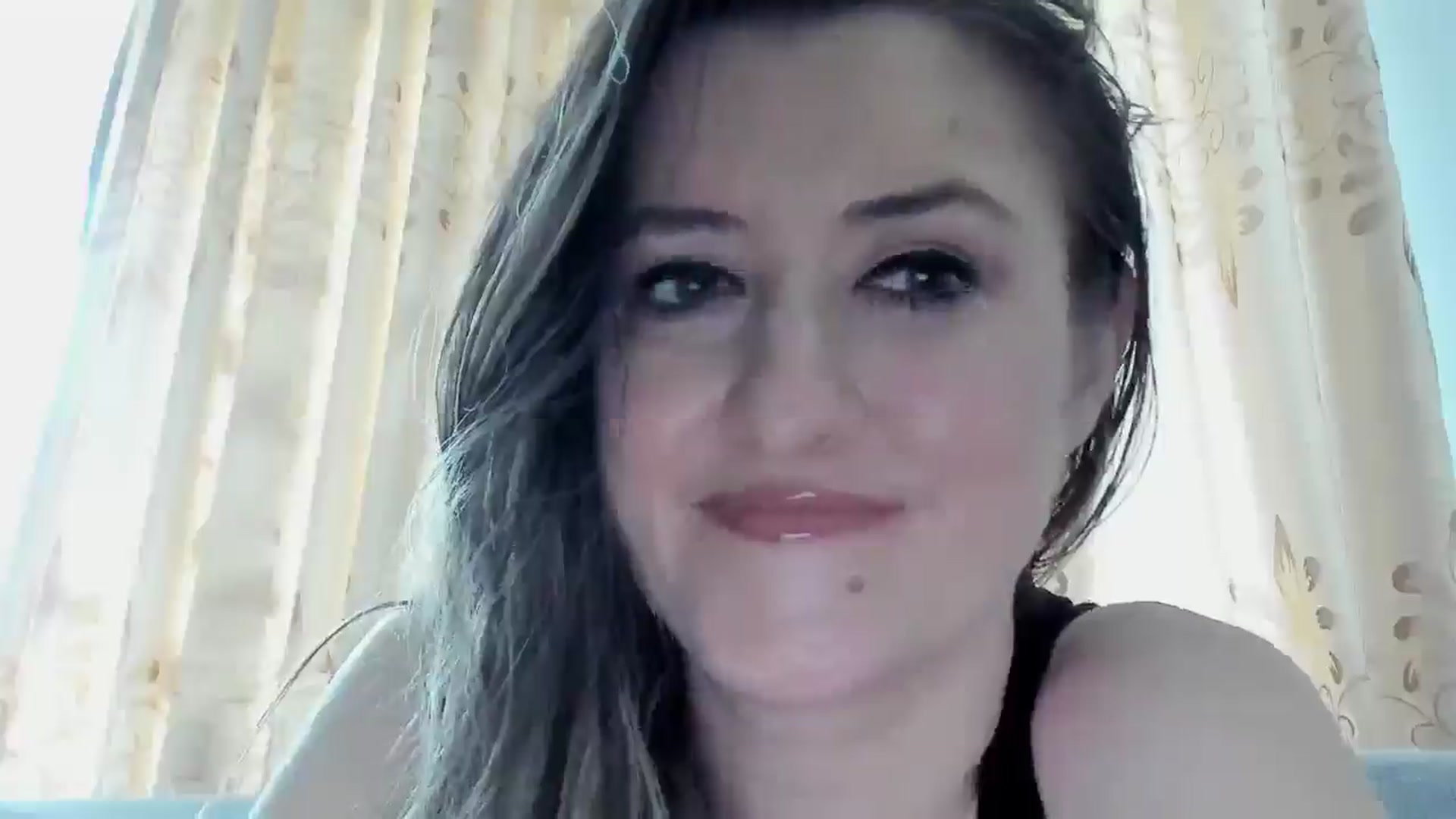 Gallery image thumbnail from BestDream's myfreecams stream on, 04/13/2025, 10:18 image 18 of 20