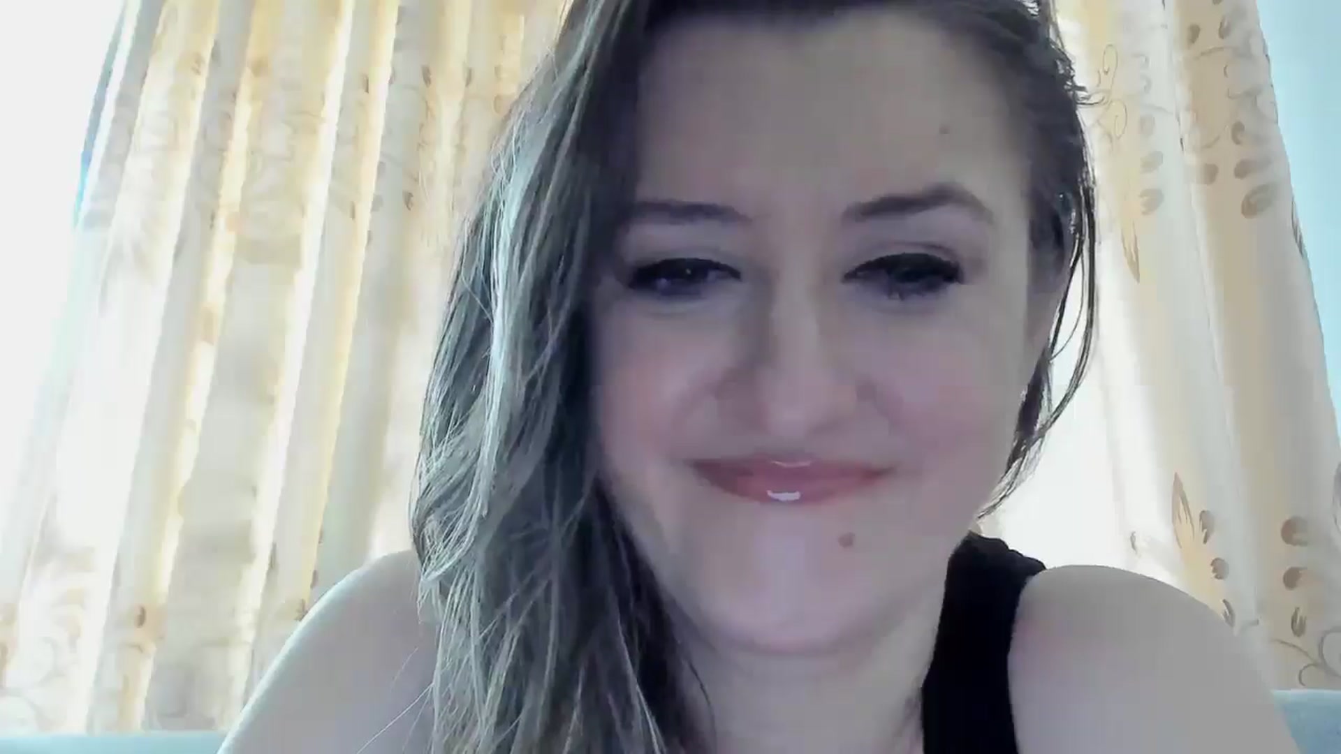 Gallery image thumbnail from BestDream's myfreecams stream on, 04/13/2025, 10:18 image 5 of 20