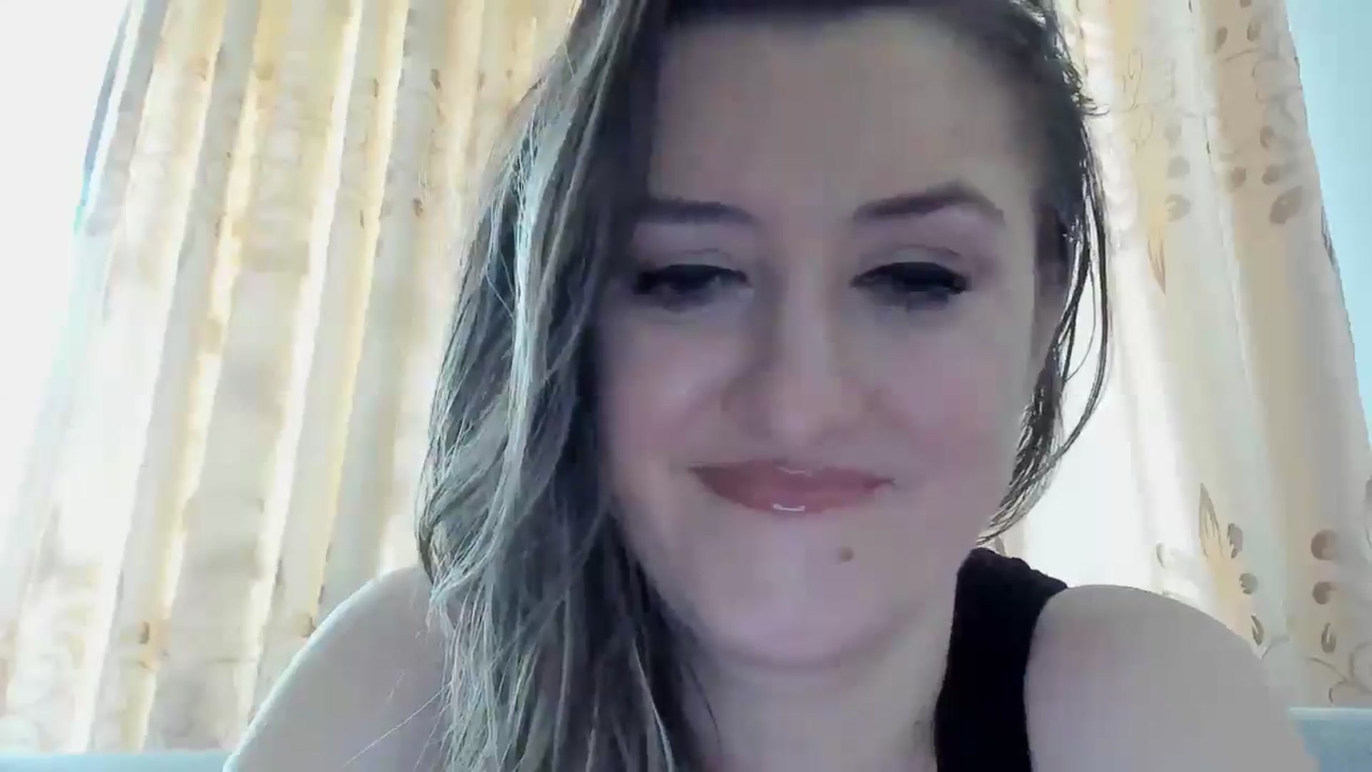 Gallery image thumbnail from BestDream's myfreecams stream on, 04/13/2025, 10:18 image 6 of 20