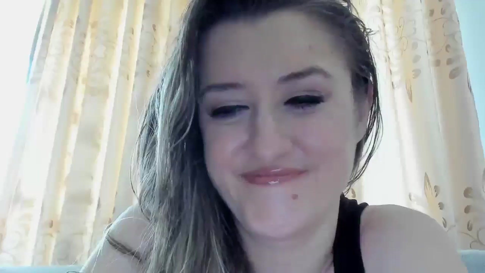 Gallery image thumbnail from BestDream's myfreecams stream on, 04/13/2025, 10:18 image 11 of 20