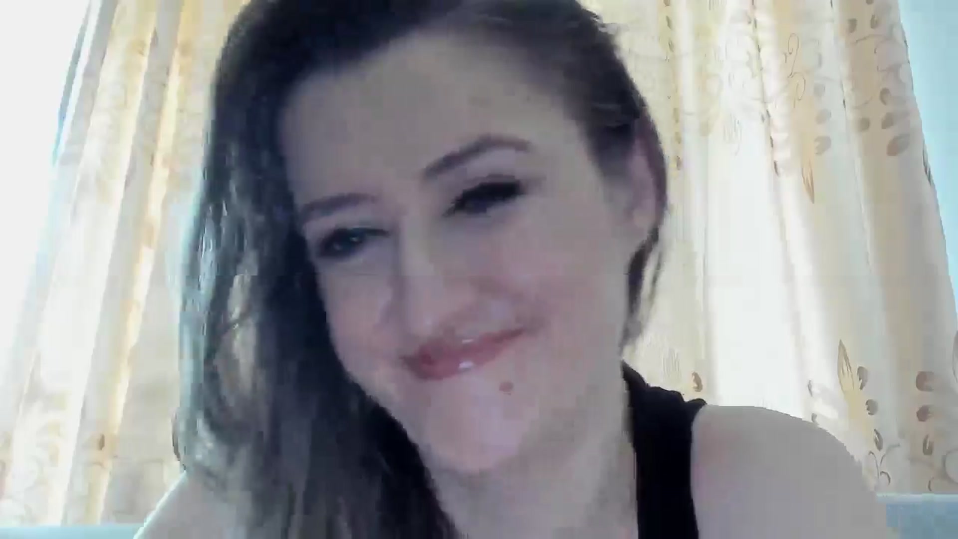 Gallery image thumbnail from BestDream's myfreecams stream on, 04/13/2025, 10:18 image 12 of 20