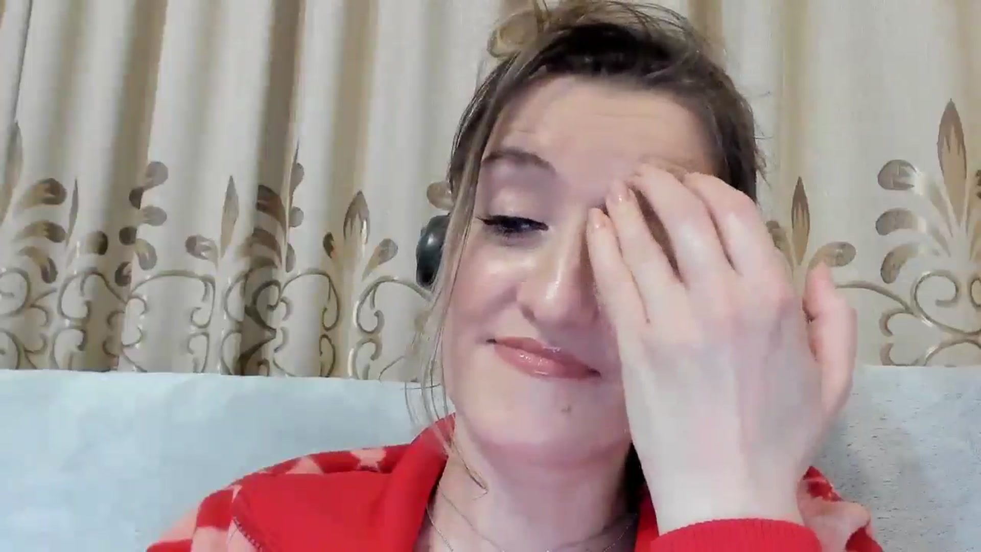 Gallery image thumbnail from BestDream's myfreecams stream on, 04/14/2025, 23:14 image 11 of 20