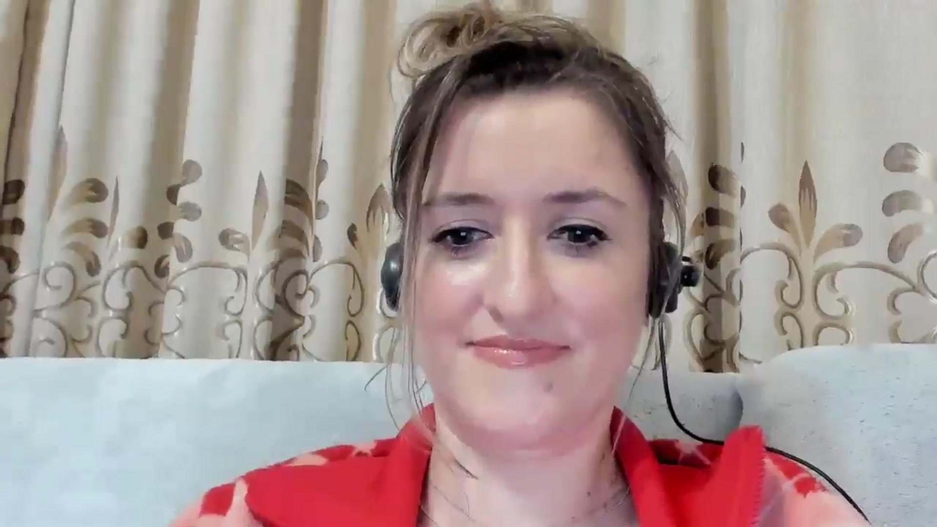Gallery image thumbnail from BestDream's myfreecams stream on, 04/14/2025, 23:14 image 19 of 20
