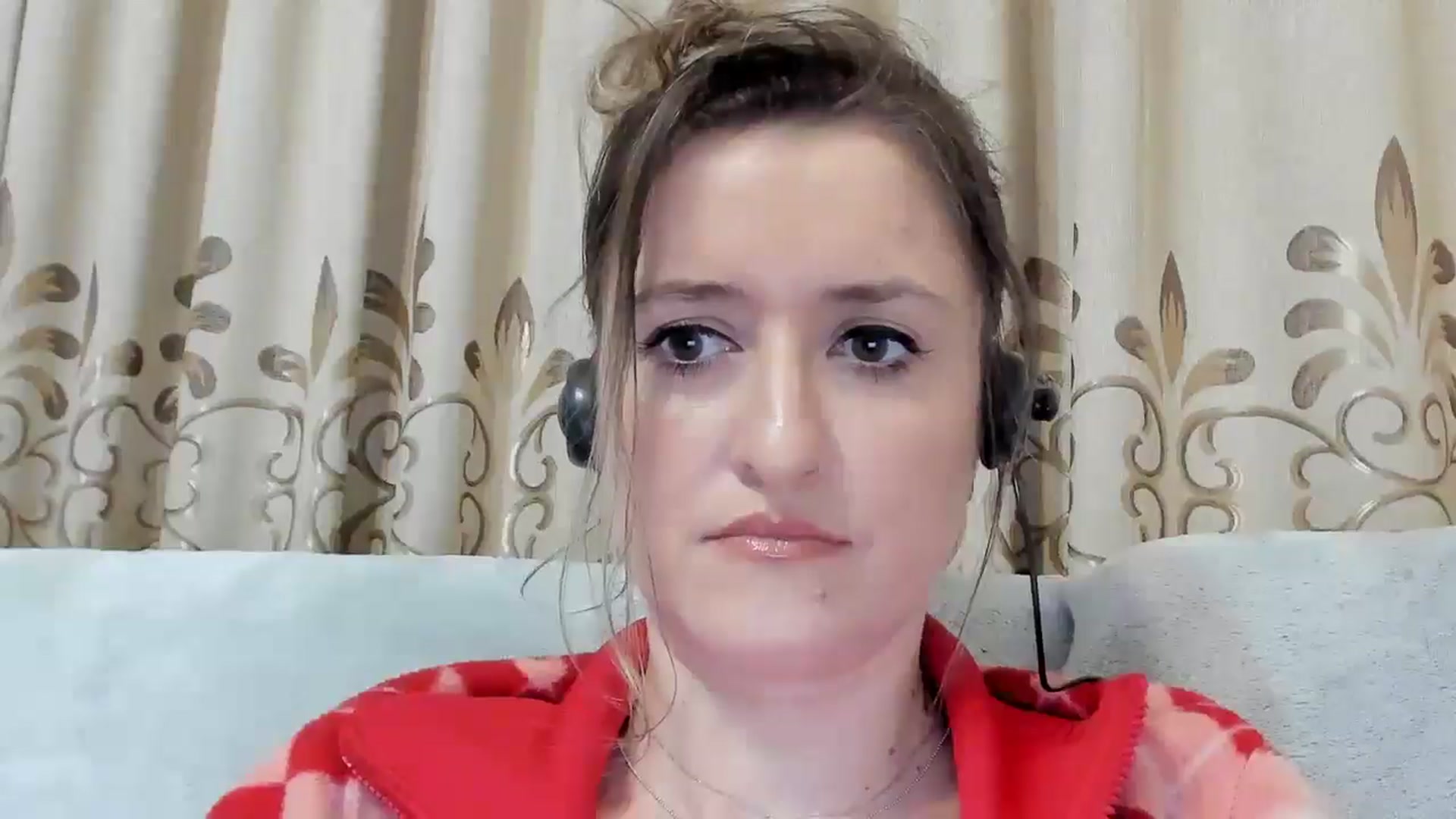 Gallery image thumbnail from BestDream's myfreecams stream on, 04/14/2025, 23:14 image 6 of 20