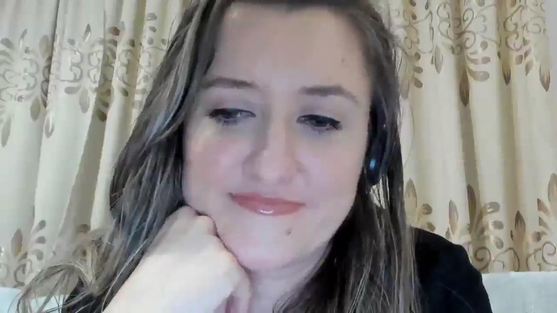 Gallery image thumbnail from BestDream's myfreecams stream on, 04/15/2025, 20:39 image 11 of 20