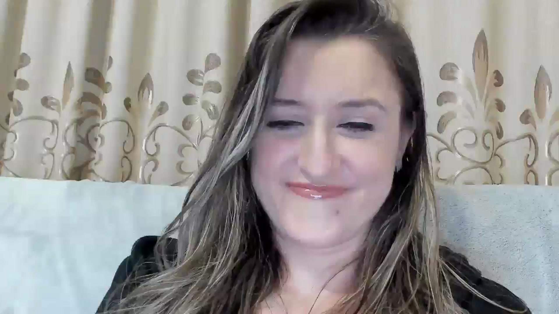 Gallery image thumbnail from BestDream's myfreecams stream on, 04/15/2025, 21:58 image 12 of 20