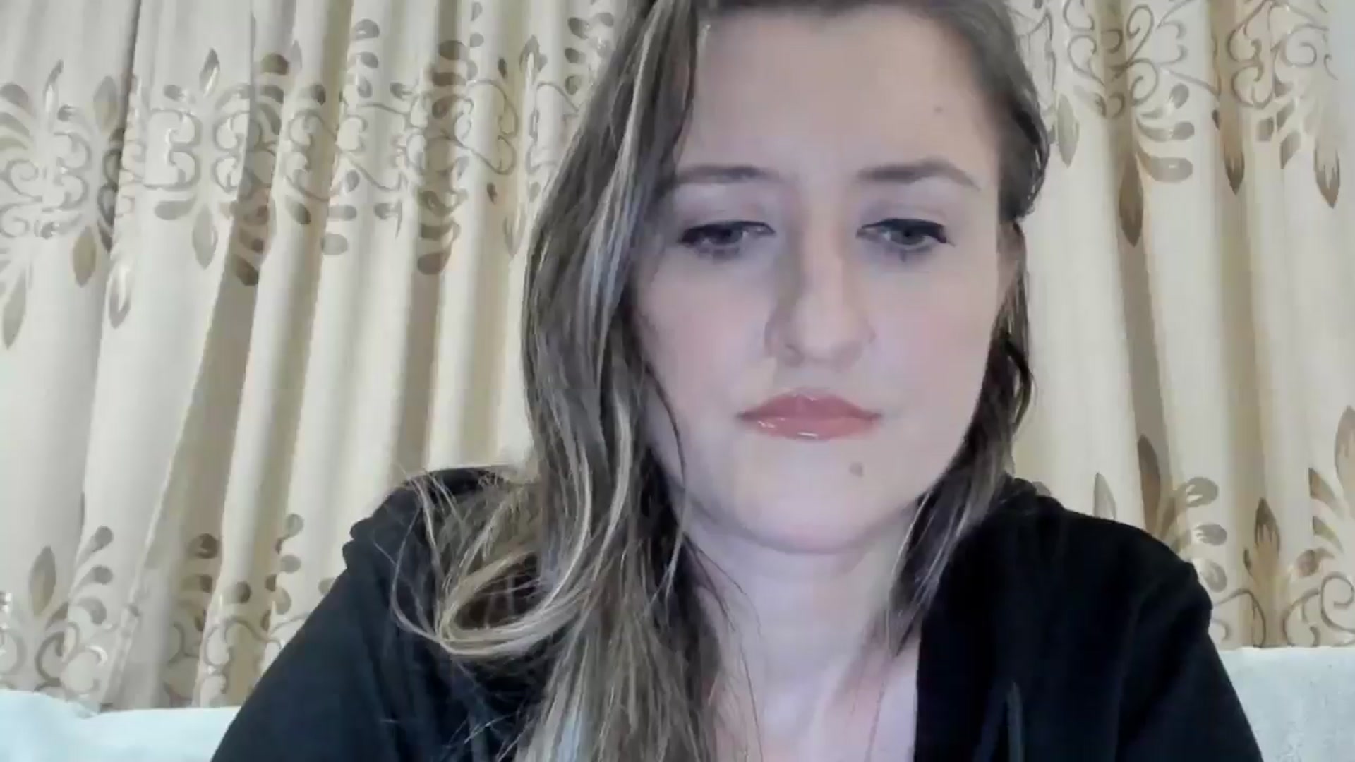 Gallery image thumbnail from BestDream's myfreecams stream on, 04/15/2025, 21:58 image 3 of 20
