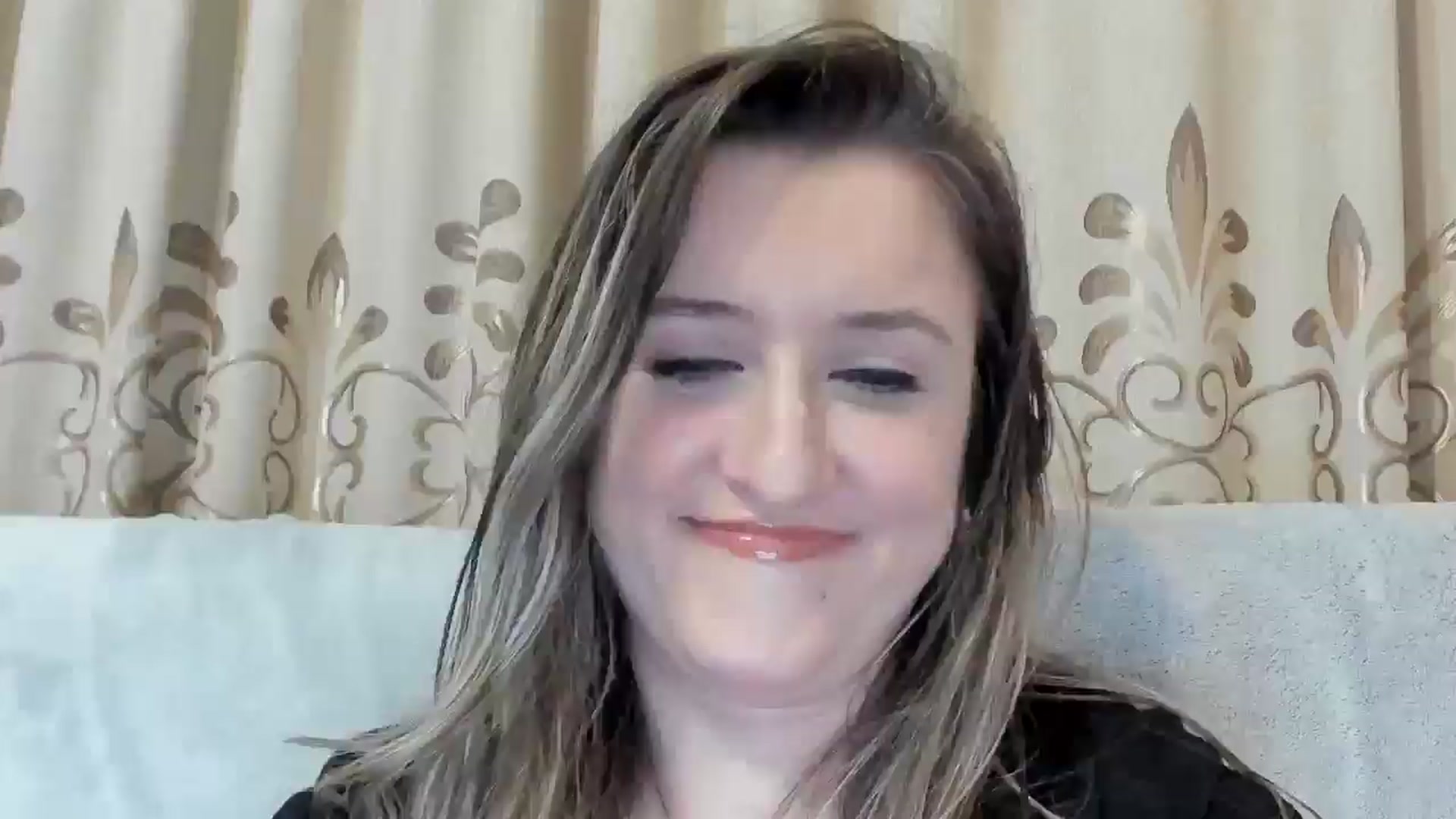 Gallery image thumbnail from BestDream's myfreecams stream on, 04/15/2025, 22:49 image 14 of 20