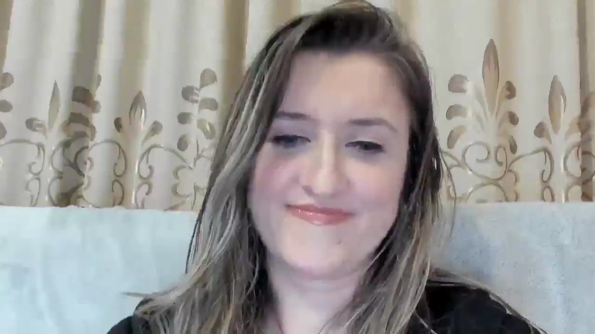 Gallery image thumbnail from BestDream's myfreecams stream on, 04/15/2025, 22:49 image 15 of 20
