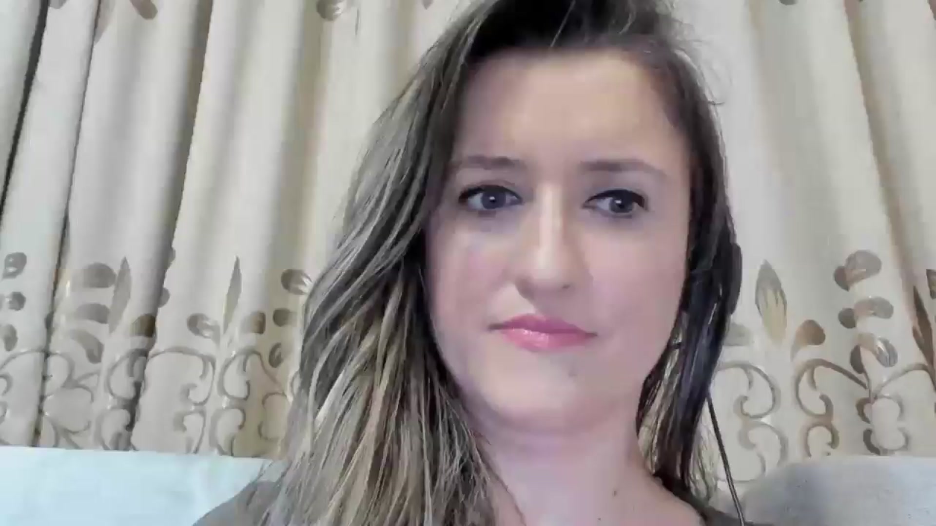 Gallery image thumbnail from BestDream's myfreecams stream on, 04/16/2025, 23:32 image 1 of 20