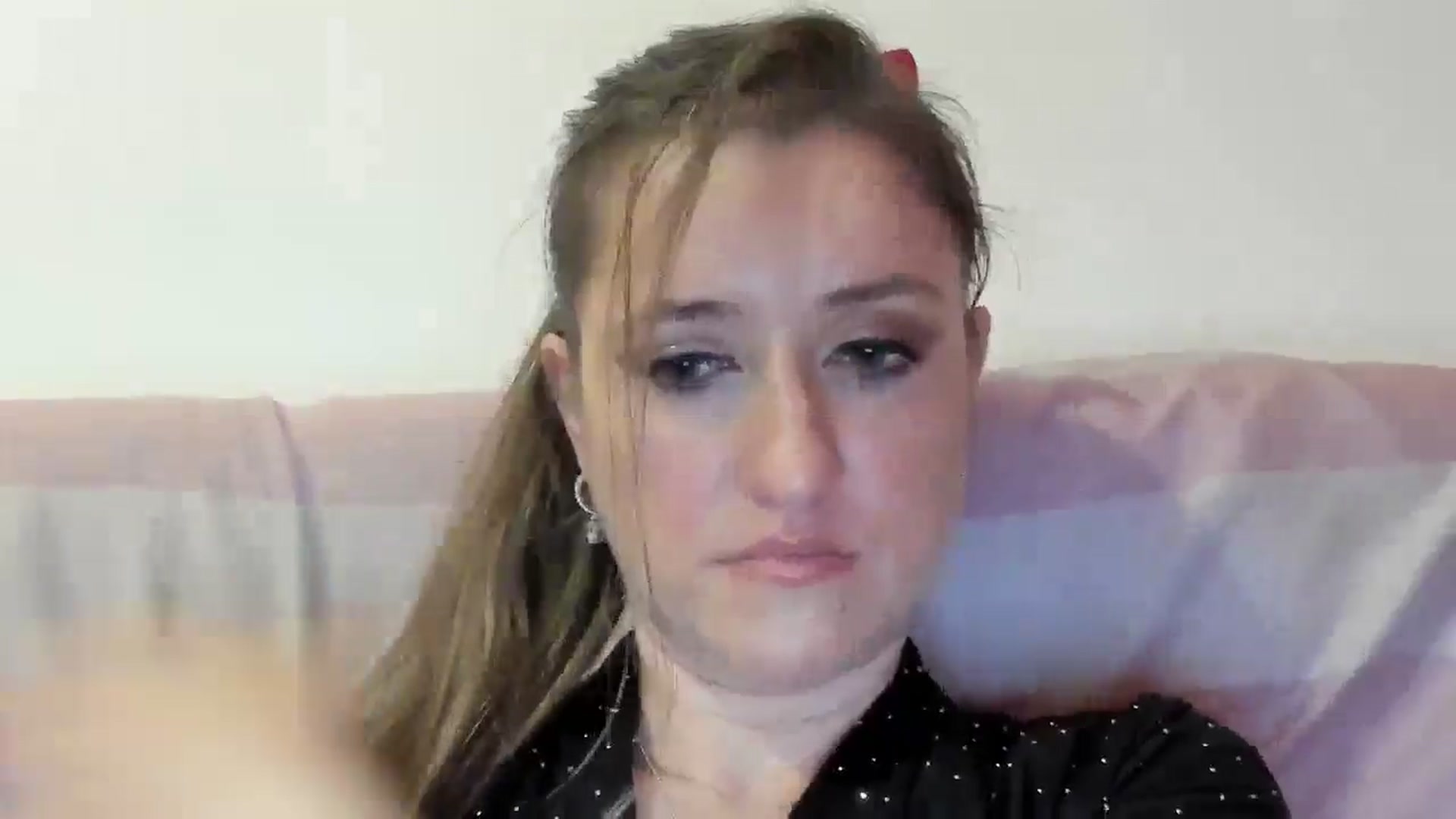 Gallery image thumbnail from BestDream's myfreecams stream on, 04/21/2025, 23:28 image 13 of 20