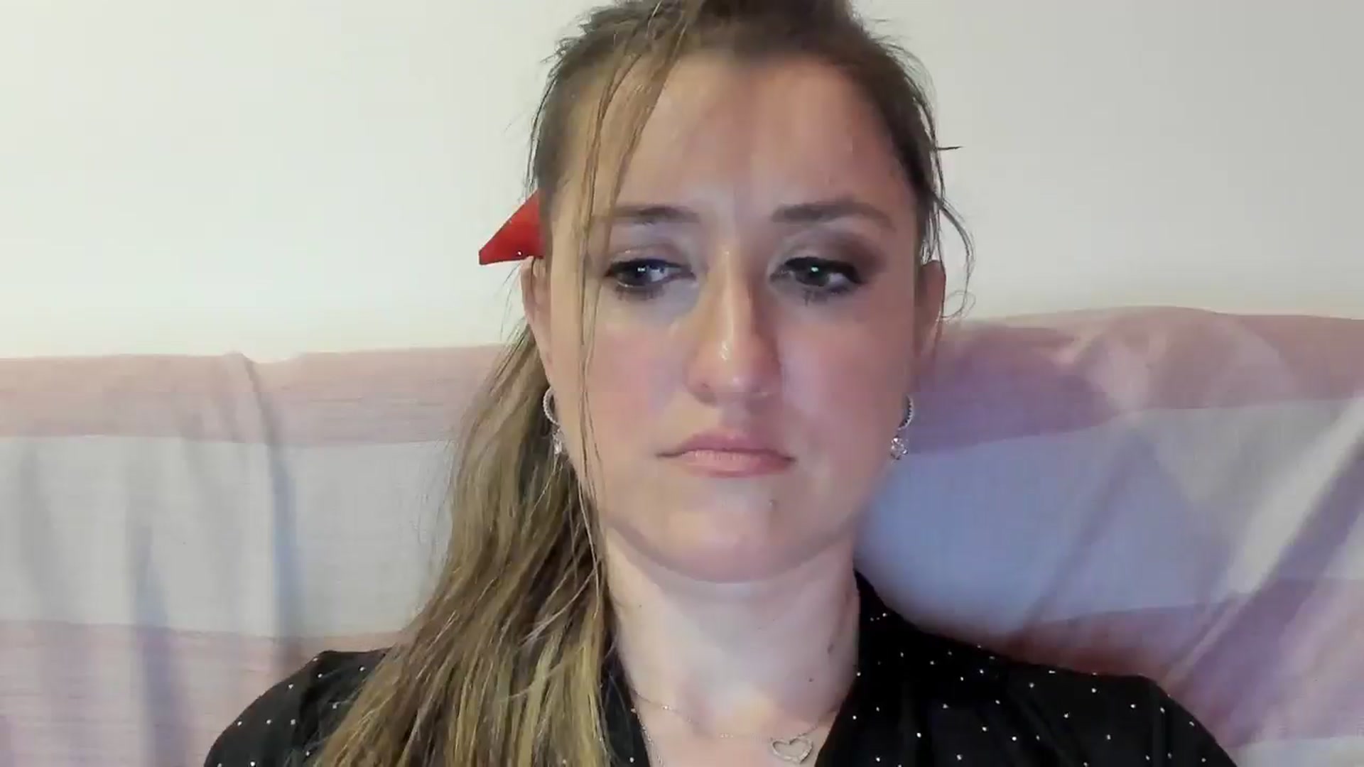 Gallery image thumbnail from BestDream's myfreecams stream on, 04/21/2025, 23:28 image 11 of 20