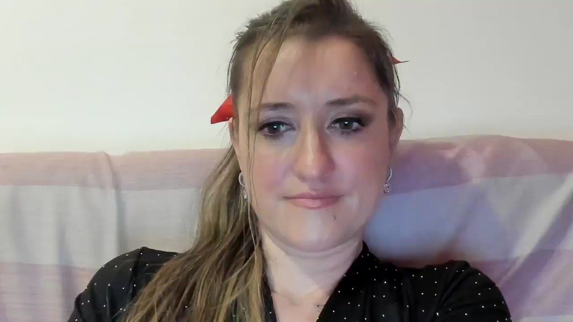 Gallery image thumbnail from BestDream's myfreecams stream on, 04/21/2025, 23:28 image 10 of 20