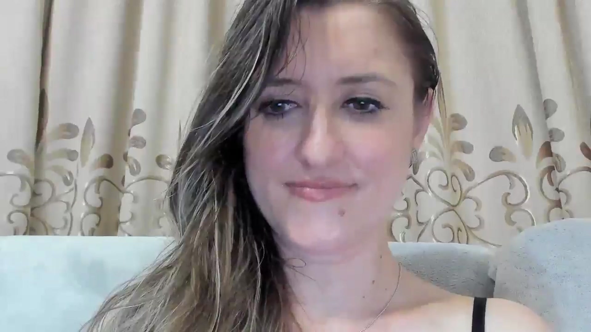 Gallery image thumbnail from BestDream's myfreecams stream on, 04/25/2025, 24:24 image 19 of 20