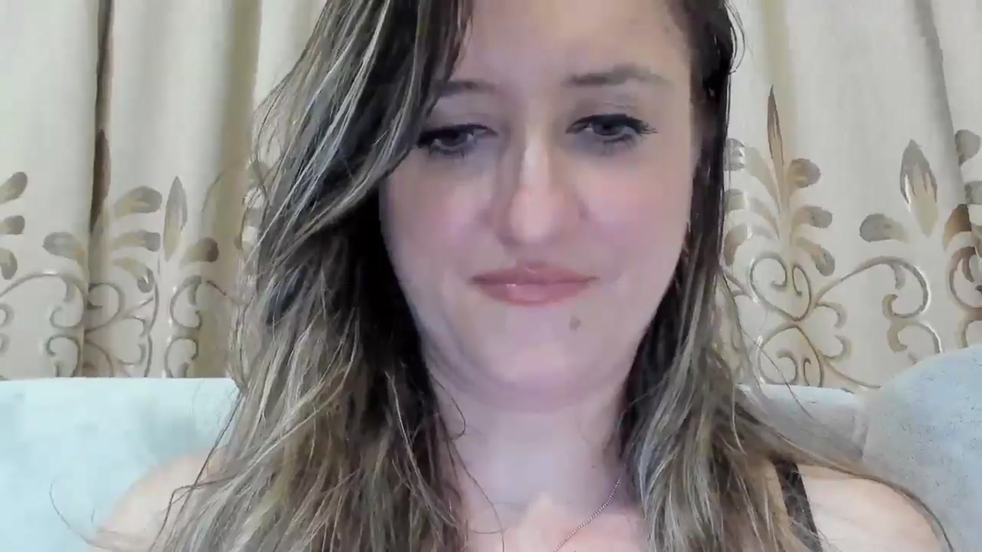 Gallery image thumbnail from BestDream's myfreecams stream on, 04/25/2025, 24:24 image 7 of 20