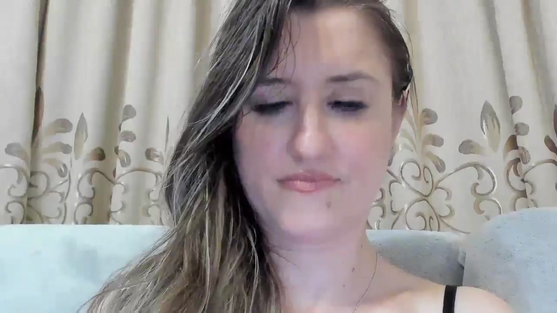 Gallery image thumbnail from BestDream's myfreecams stream on, 04/25/2025, 24:24 image 18 of 20