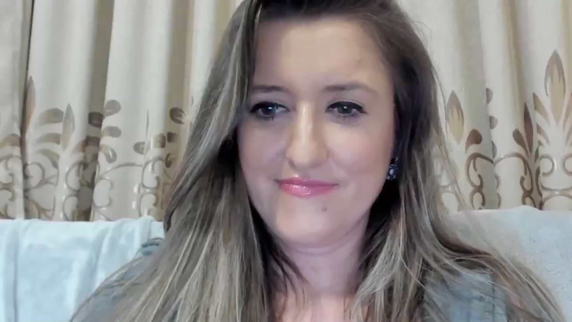 Gallery image thumbnail from BestDream's myfreecams stream on, 04/27/2025, 24:22 image 1 of 20