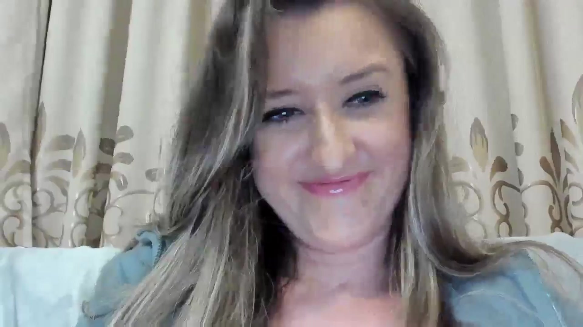 Gallery image thumbnail from BestDream's myfreecams stream on, 04/27/2025, 24:22 image 18 of 20