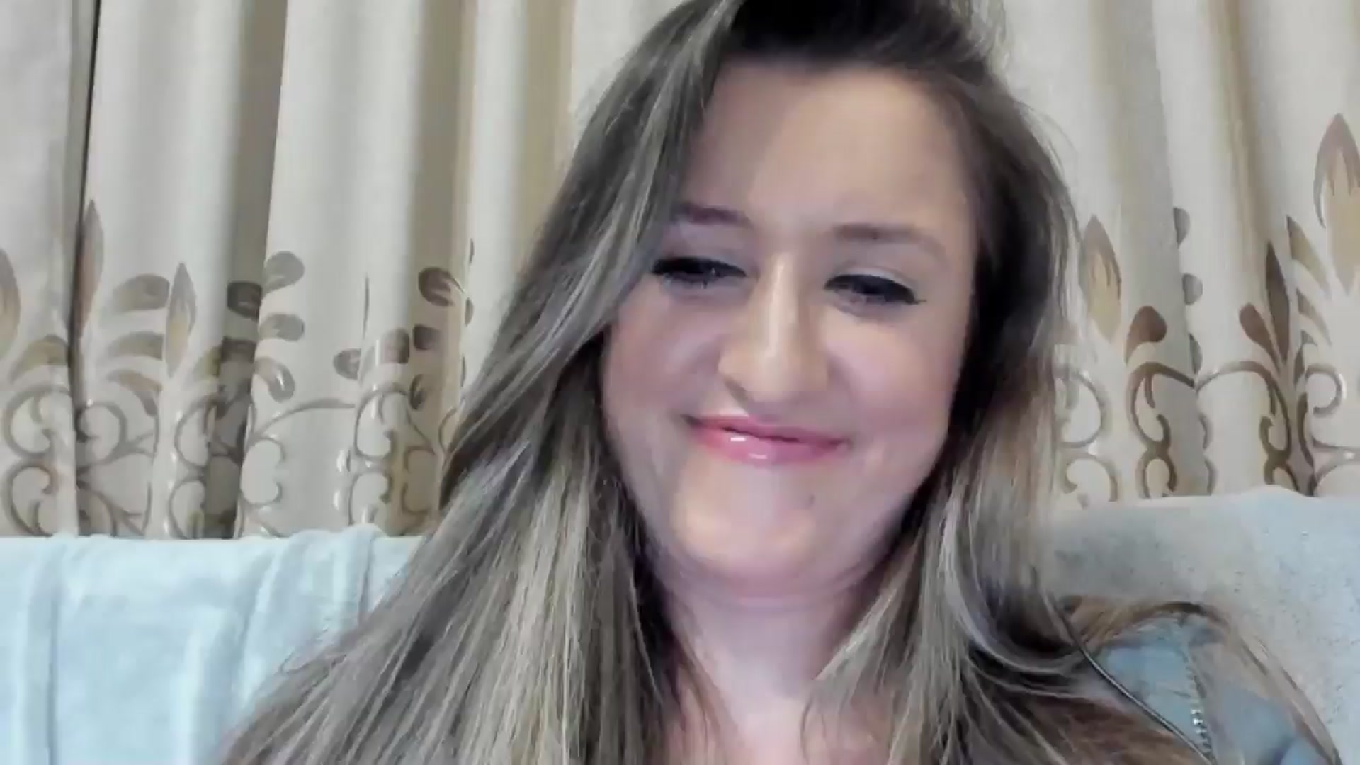 Gallery image thumbnail from BestDream's myfreecams stream on, 04/27/2025, 24:22 image 8 of 20