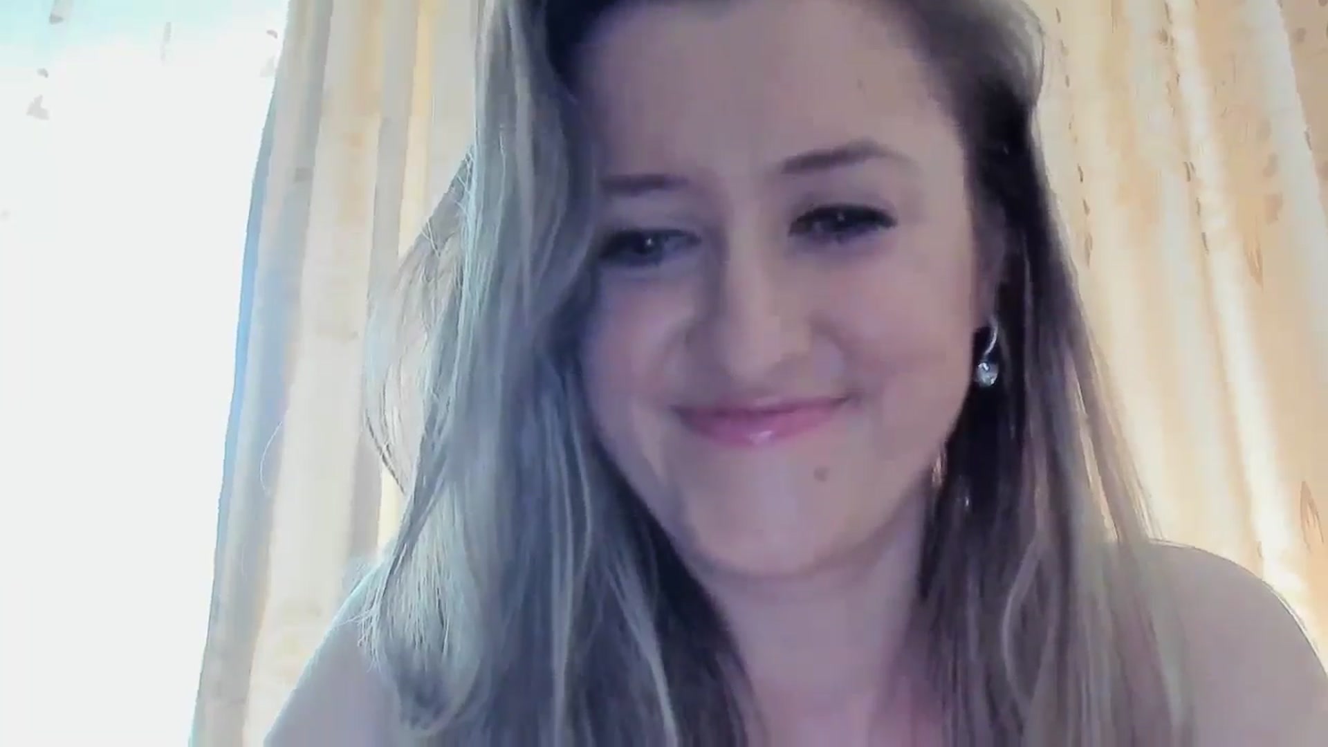 Gallery image thumbnail from BestDream's myfreecams stream on, 04/27/2025, 14:40 image 13 of 20