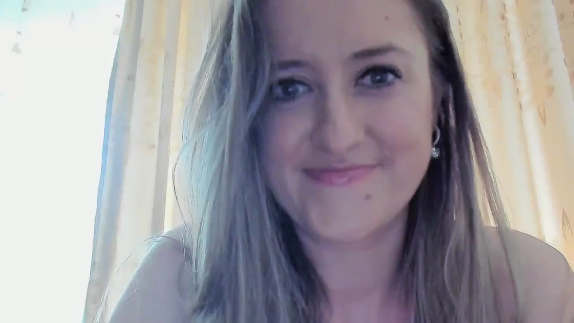Gallery image thumbnail from BestDream's myfreecams stream on, 04/27/2025, 14:40 image 5 of 20