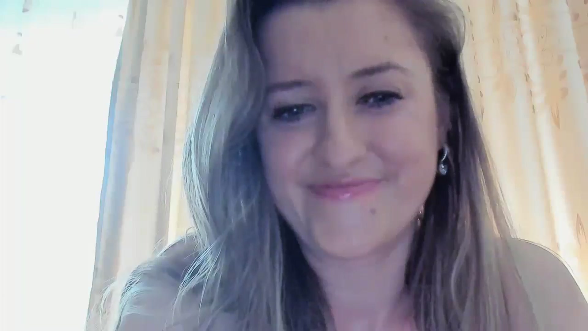 Gallery image thumbnail from BestDream's myfreecams stream on, 04/27/2025, 14:40 image 19 of 20