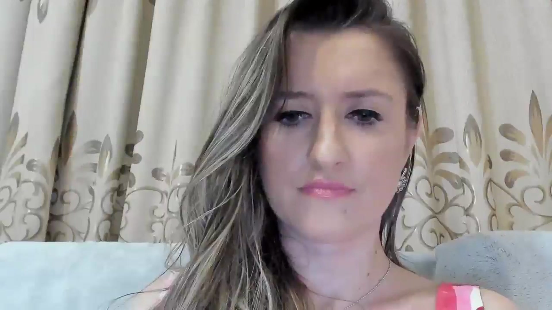 Gallery image thumbnail from BestDream's myfreecams stream on, 04/28/2025, 21:56 image 3 of 20