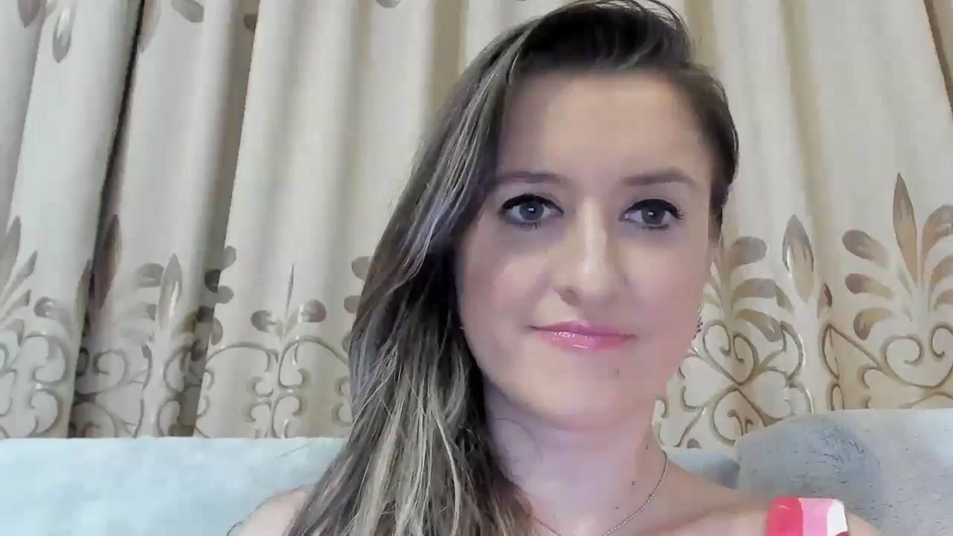 Gallery image thumbnail from BestDream's myfreecams stream on, 04/28/2025, 21:56 image 10 of 20