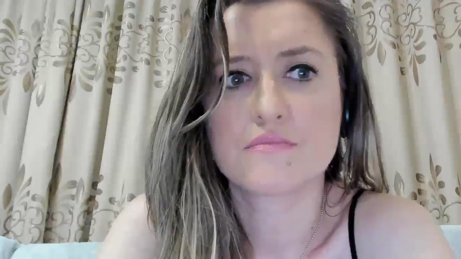 Gallery image thumbnail from BestDream's myfreecams stream on, 04/28/2025, 23:56 image 19 of 20