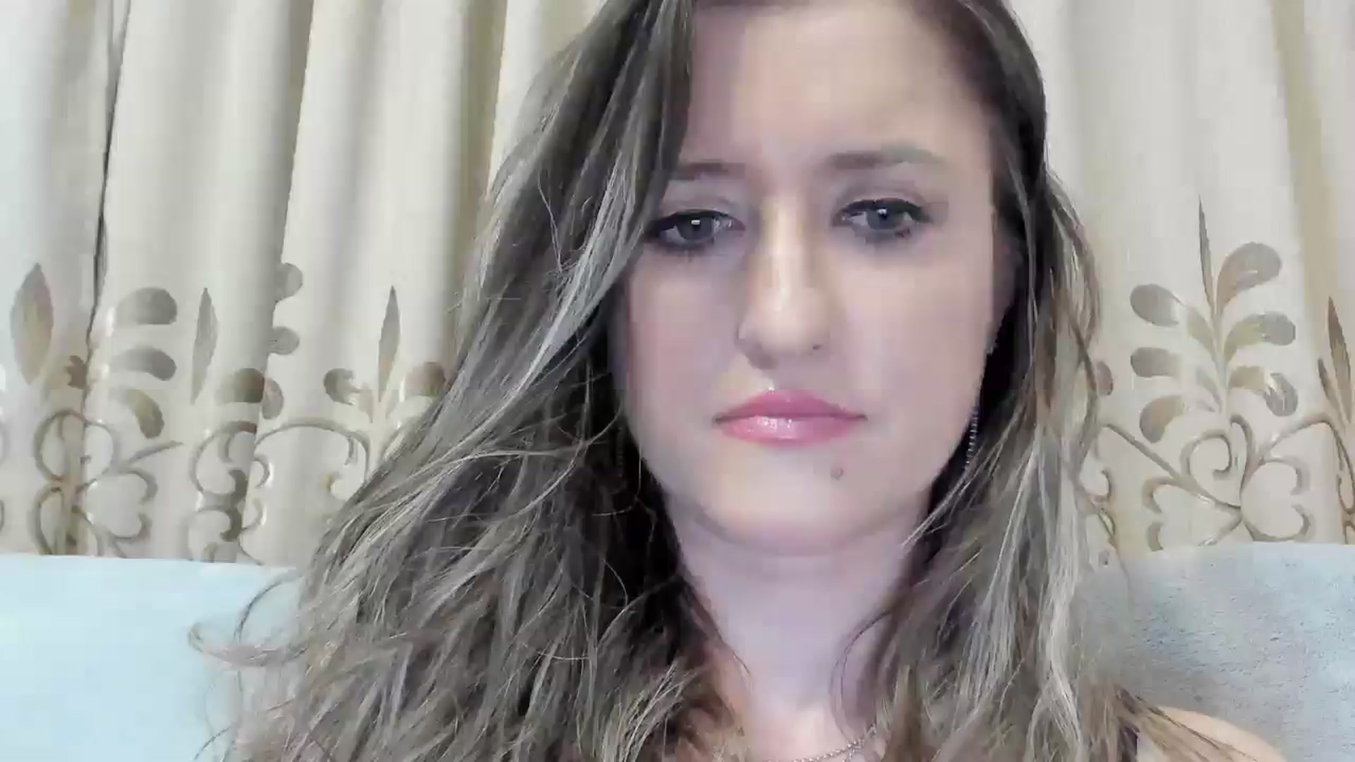 Gallery image thumbnail from BestDream's myfreecams stream on, 05/05/2025, 23:46 image 10 of 20