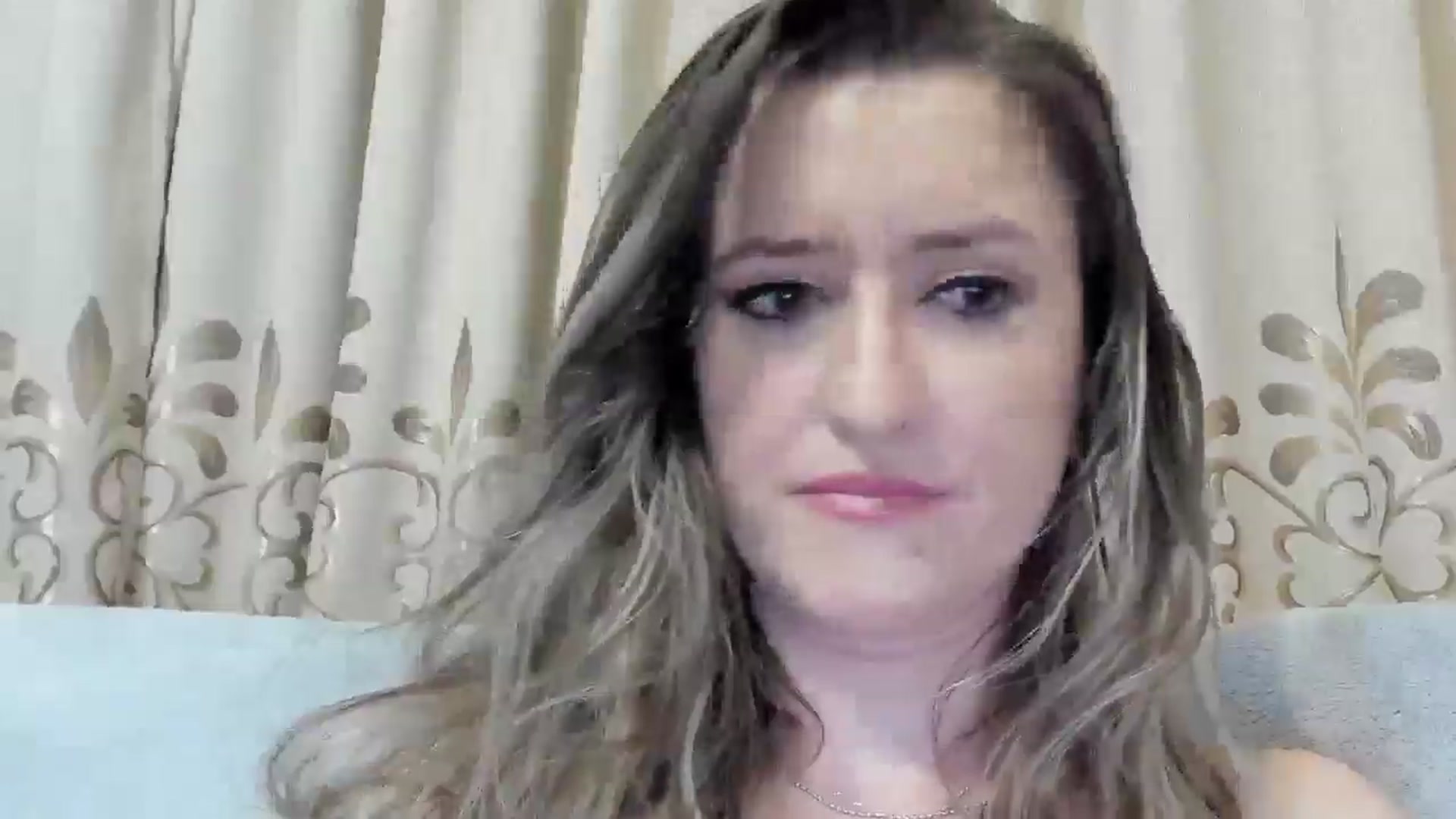 Gallery image thumbnail from BestDream's myfreecams stream on, 05/06/2025, 24:27 image 2 of 20
