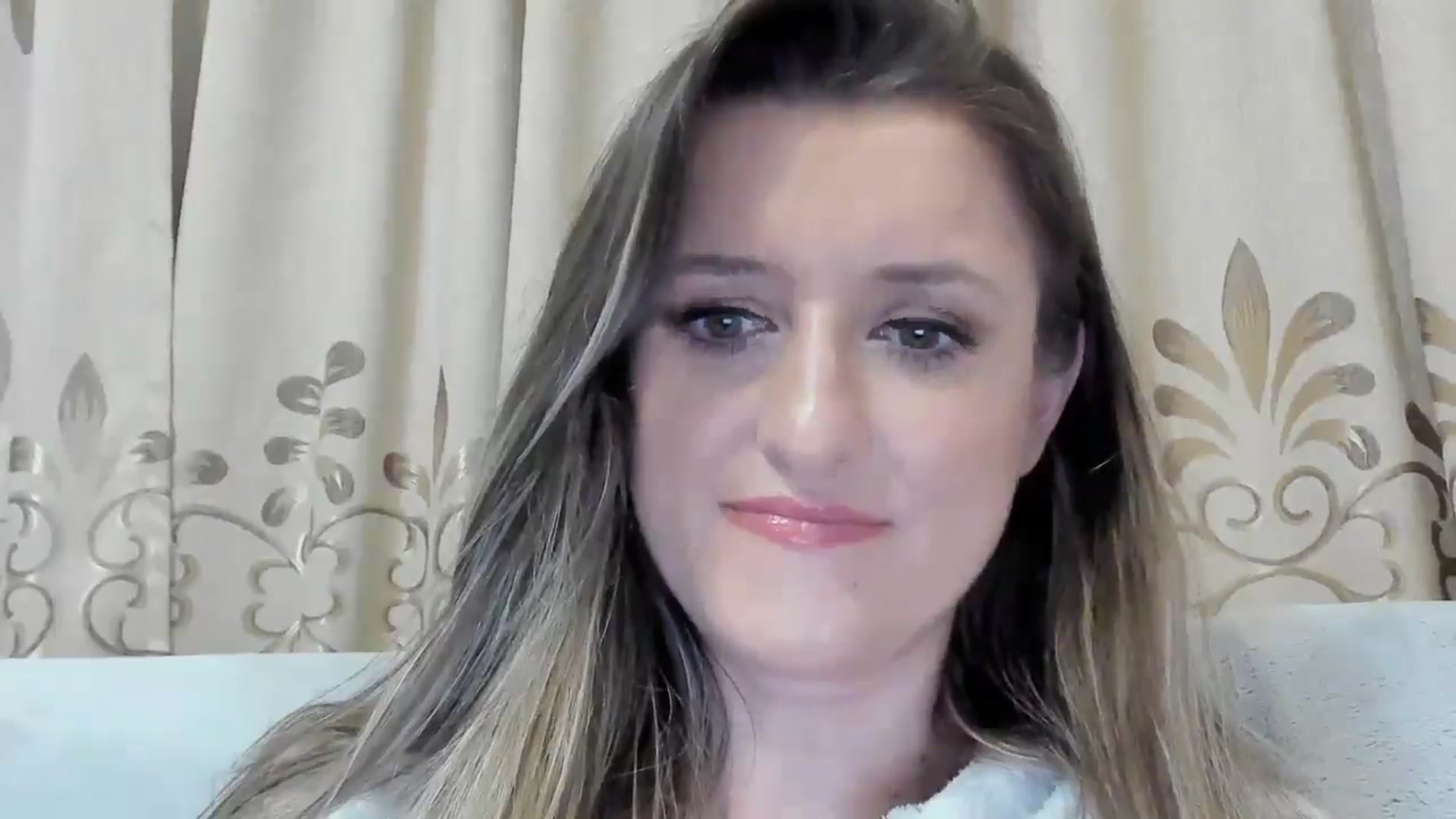 Gallery image thumbnail from BestDream's myfreecams stream on, 05/11/2025, 24:11 image 7 of 20
