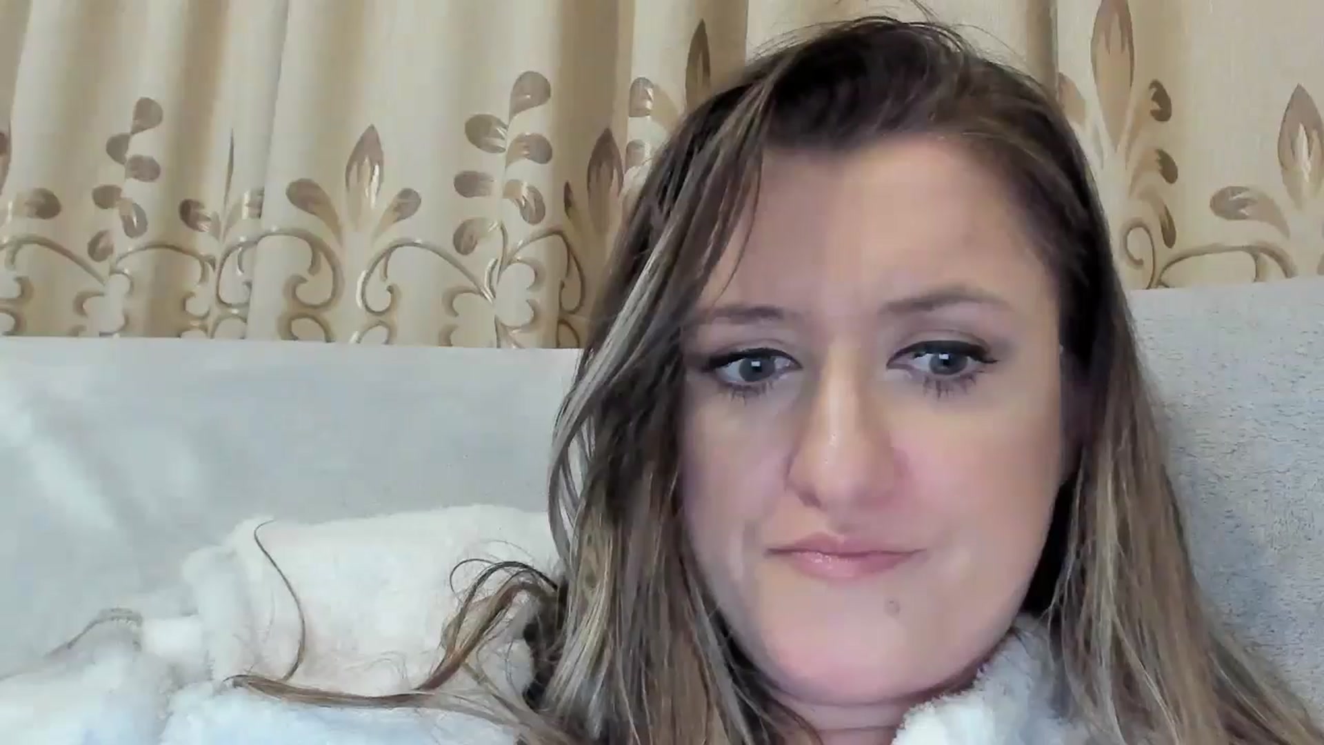 Gallery image thumbnail from BestDream's myfreecams stream on, 05/12/2025, 02:05 image 12 of 20