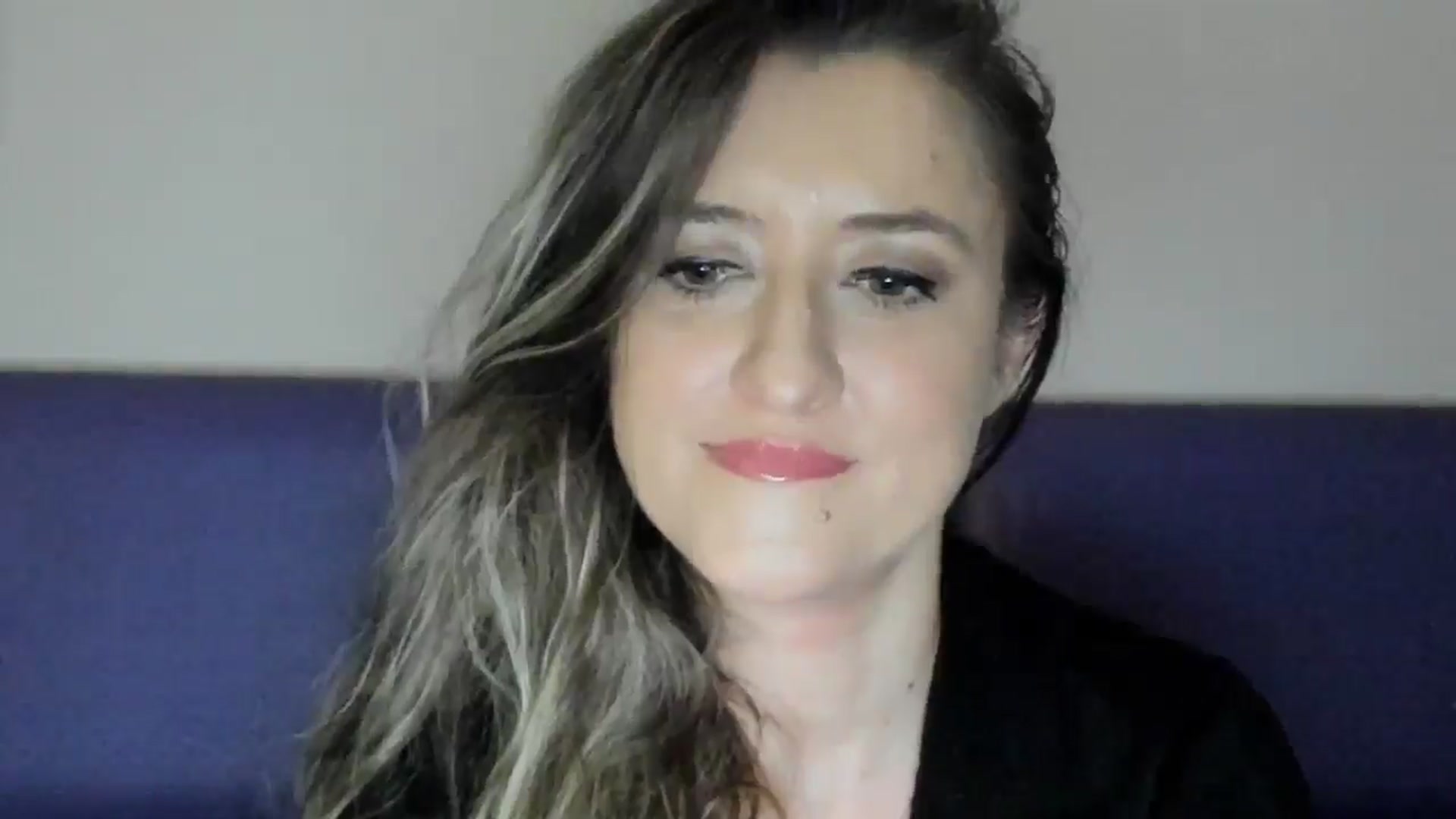 Gallery image thumbnail from BestDream's myfreecams stream on, 05/18/2025, 21:41 image 20 of 20