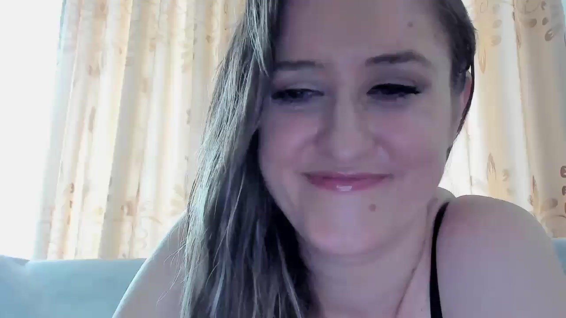 Gallery image thumbnail from BestDream's myfreecams stream on, 05/24/2025, 10:46 image 20 of 20