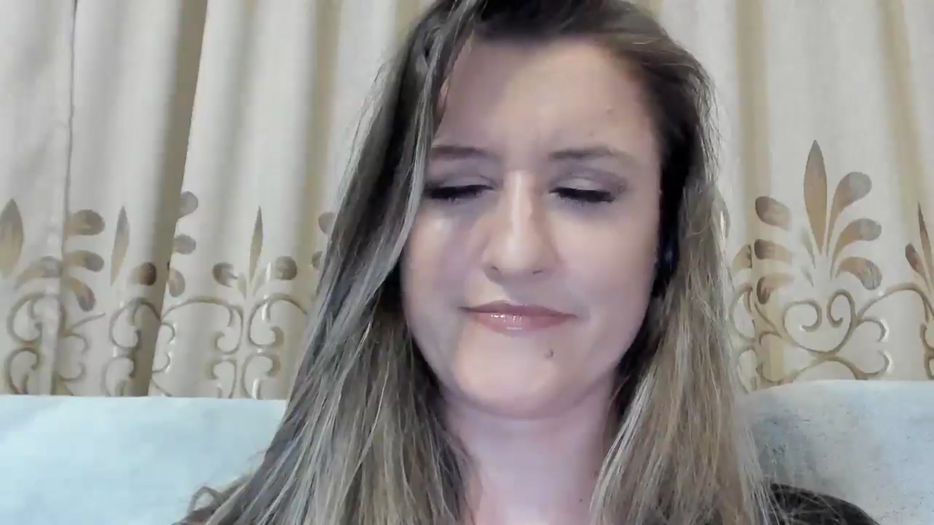 Gallery image thumbnail from BestDream's myfreecams stream on, 05/24/2025, 22:09 image 17 of 20