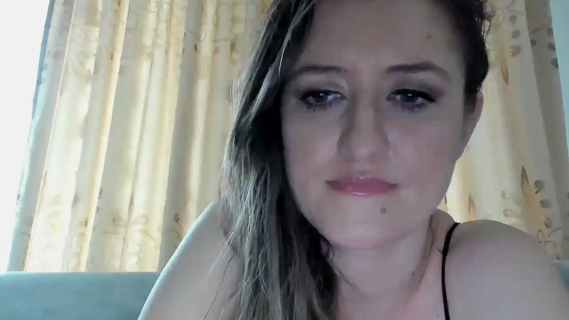 Gallery image thumbnail from BestDream's myfreecams stream on, 05/26/2025, 12:59 image 18 of 20