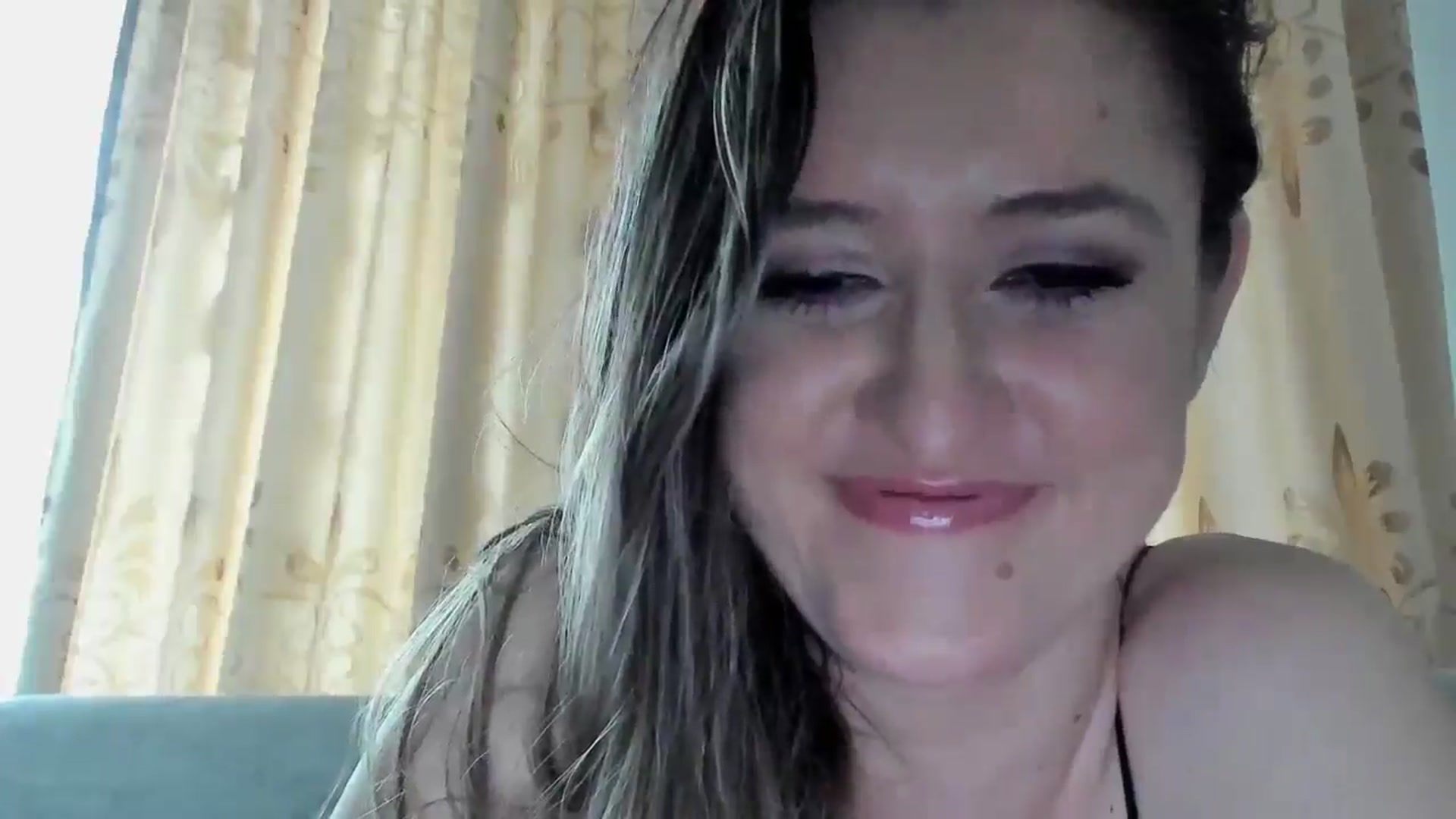 Gallery image thumbnail from BestDream's myfreecams stream on, 05/26/2025, 12:59 image 13 of 20