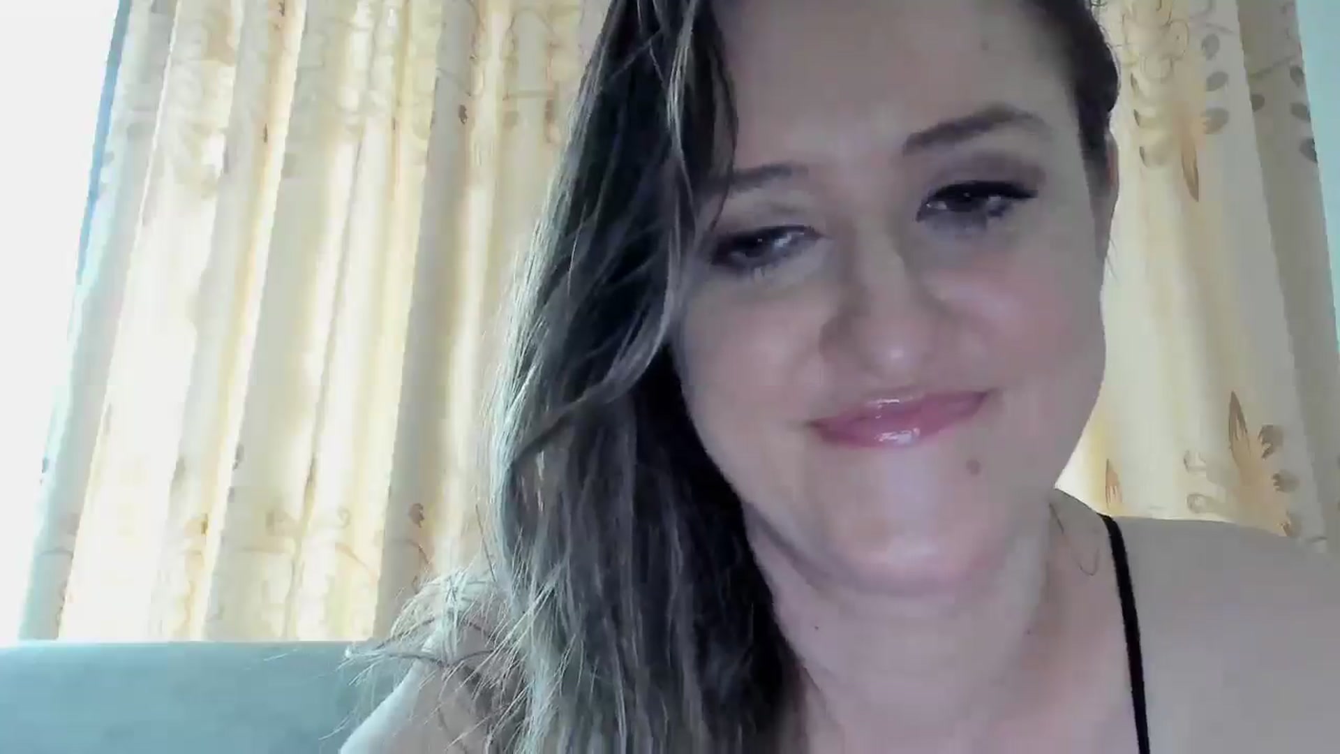 Gallery image thumbnail from BestDream's myfreecams stream on, 05/26/2025, 13:15 image 20 of 20