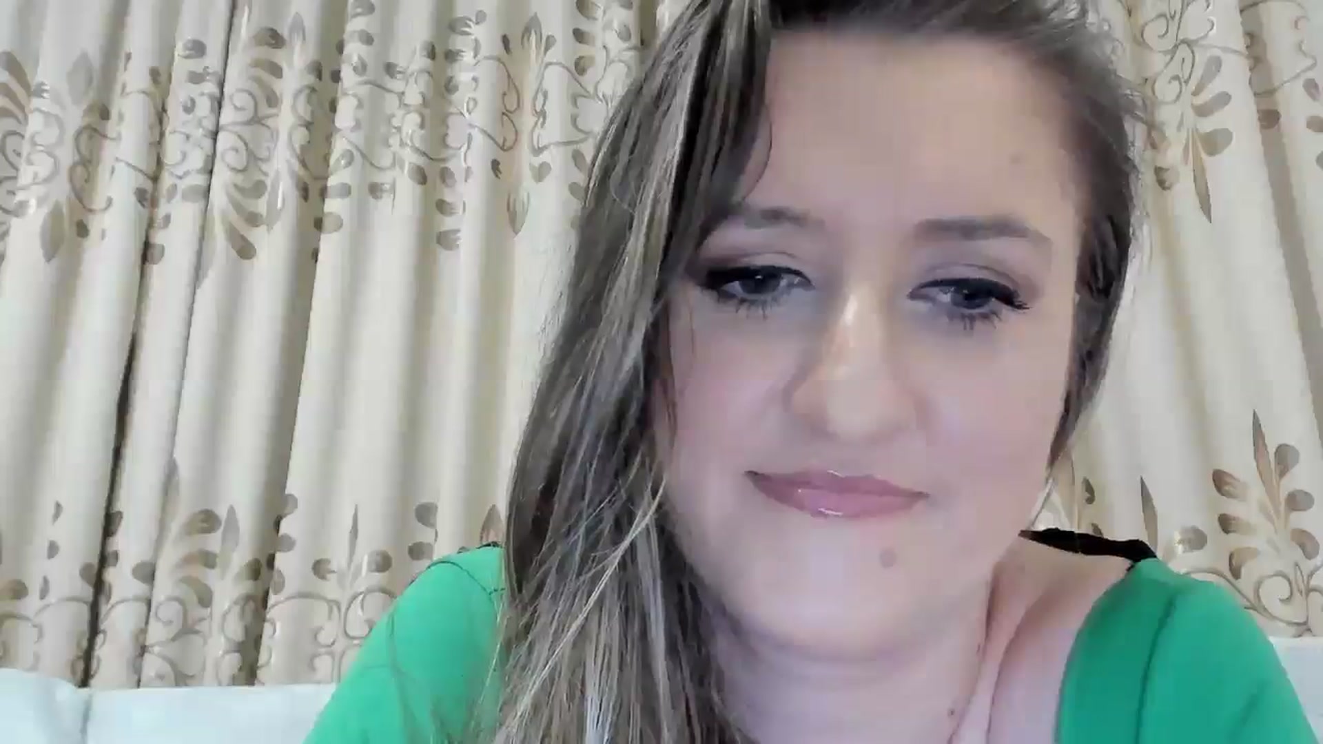 Gallery image thumbnail from BestDream's myfreecams stream on, 05/26/2025, 22:41 image 7 of 20