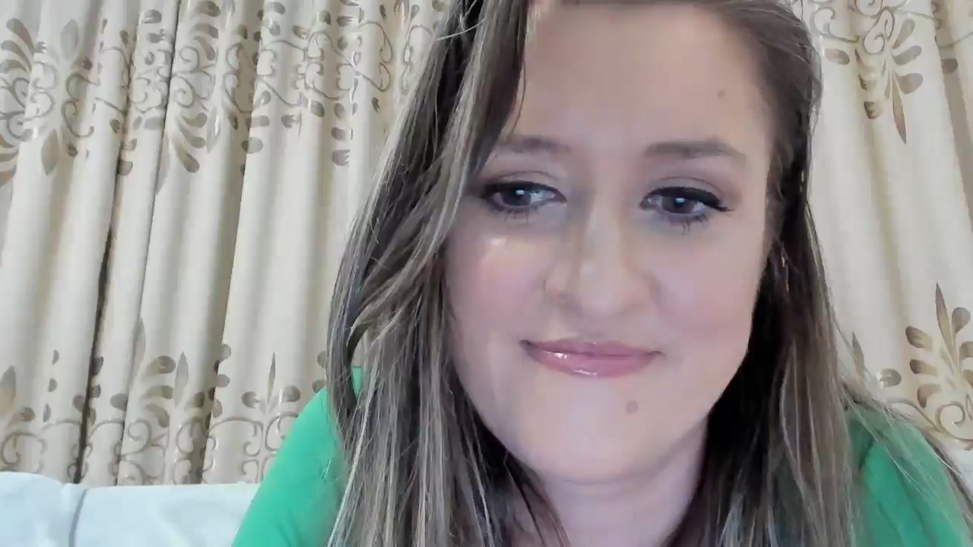 Gallery image thumbnail from BestDream's myfreecams stream on, 05/26/2025, 23:15 image 1 of 20